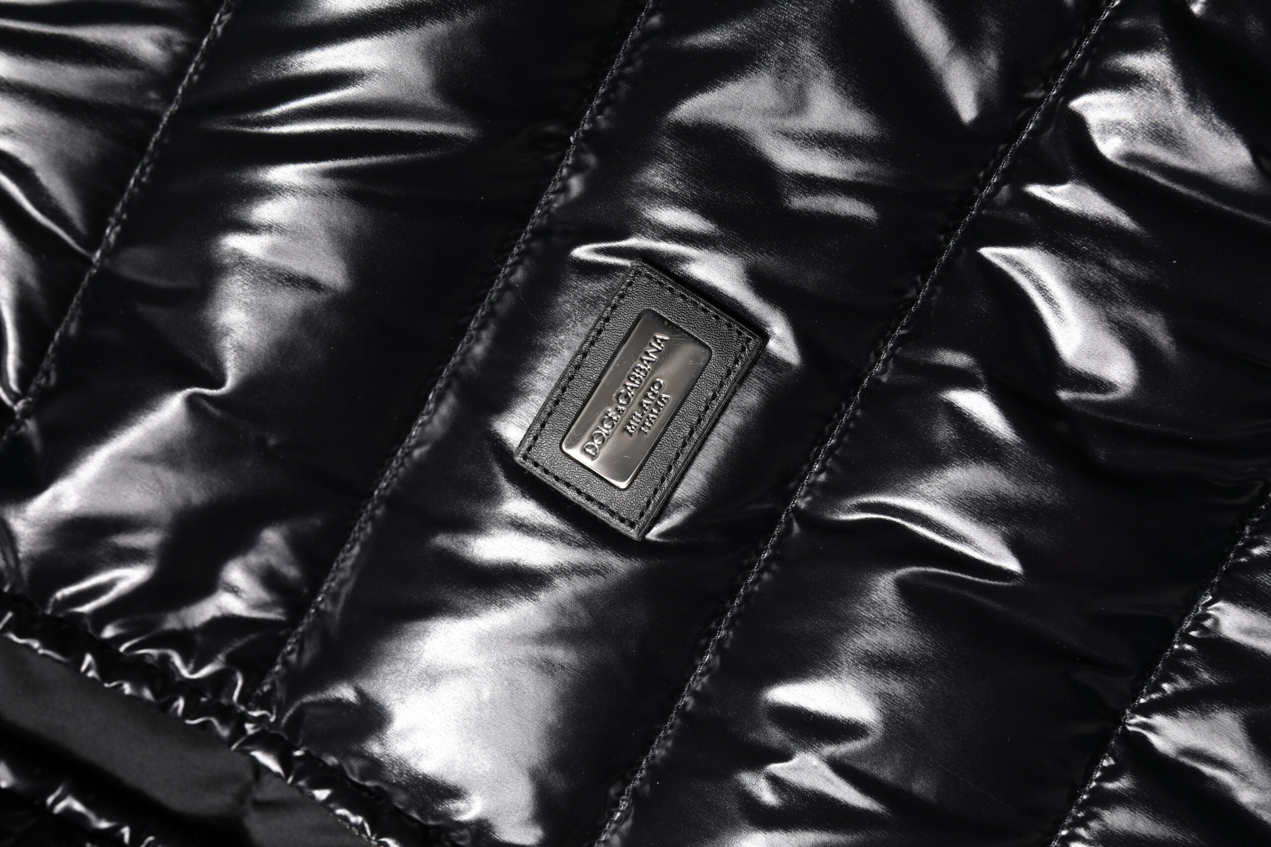 Black Logo Plaque Full Zip Puffer Jacket - ventzia