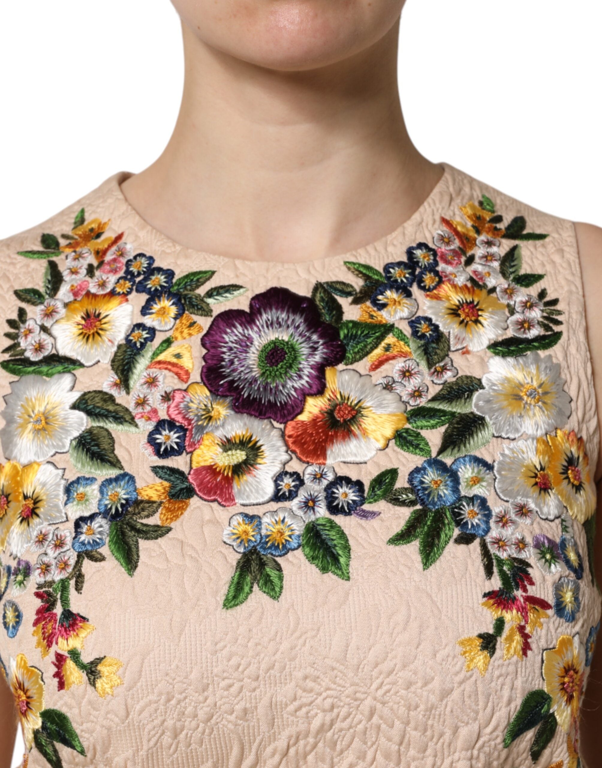Beige Floral Embroidery Sleeveless Tank Top - ventzia