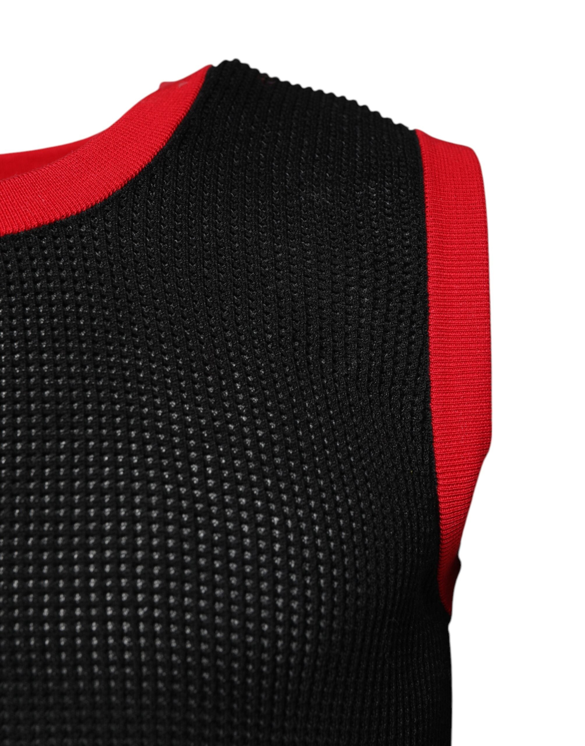 Black Cotton Slim Fit Round Neck T-shirt - ventzia