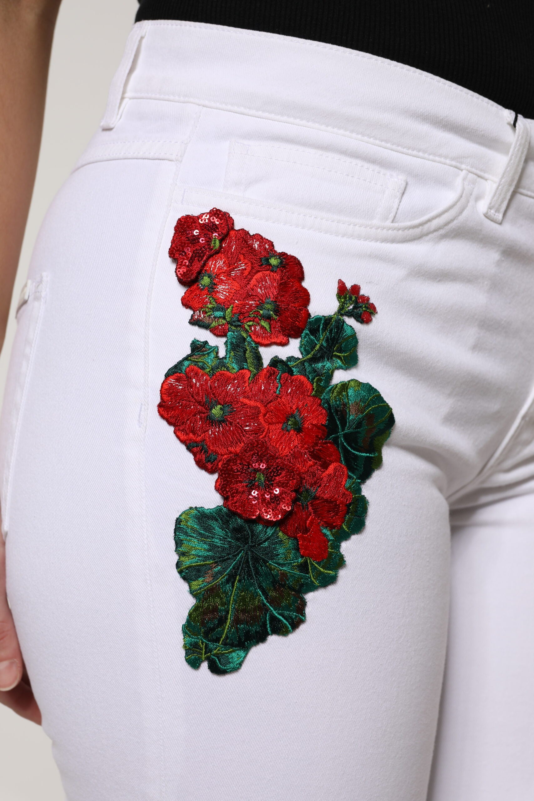 White Floral Sequined GIRLY Denim Jeans - ventzia