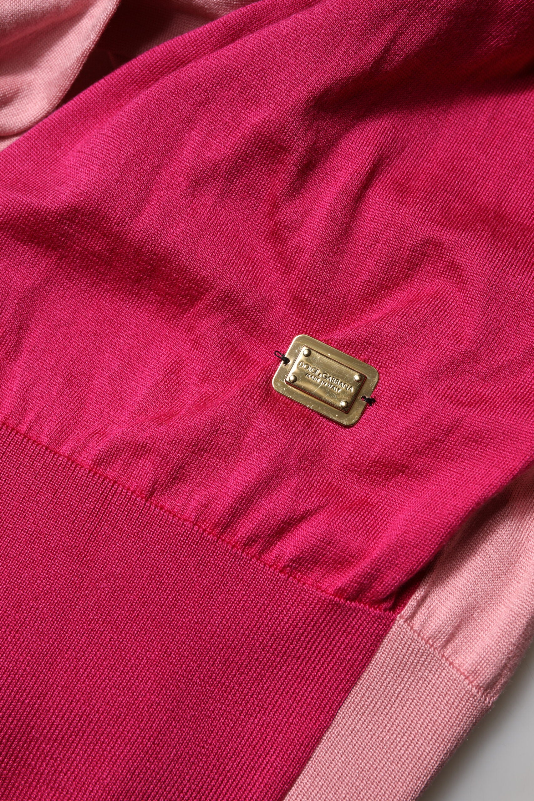 Pink Short Sleeves Buttoned Ascot Collar Top - ventzia