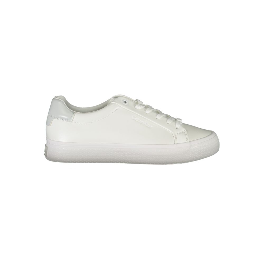 Elegant White Sneakers with Contrast Detailing - ventzia