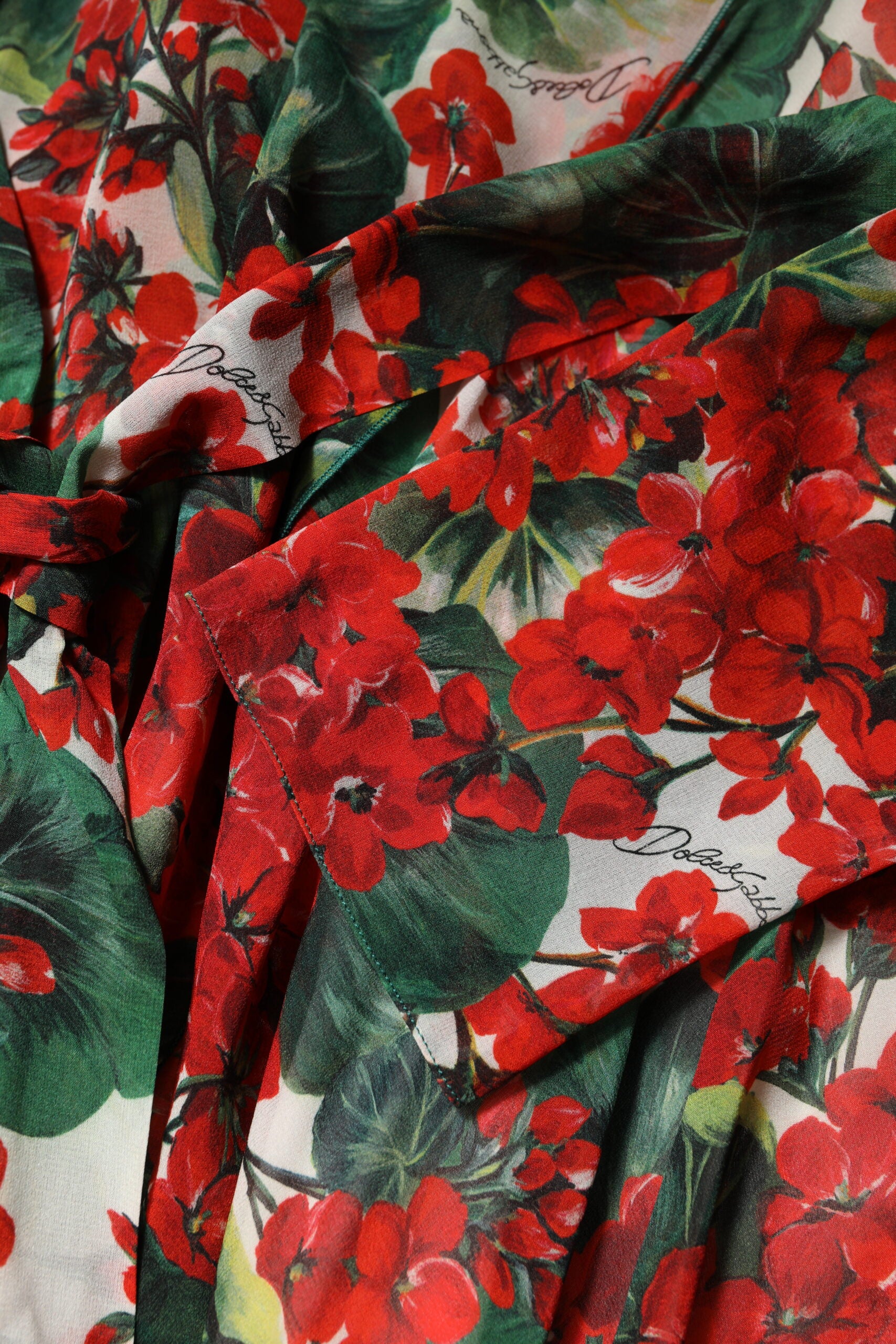 Multicolor Floral Long Sleeves V-neck Dress - ventzia