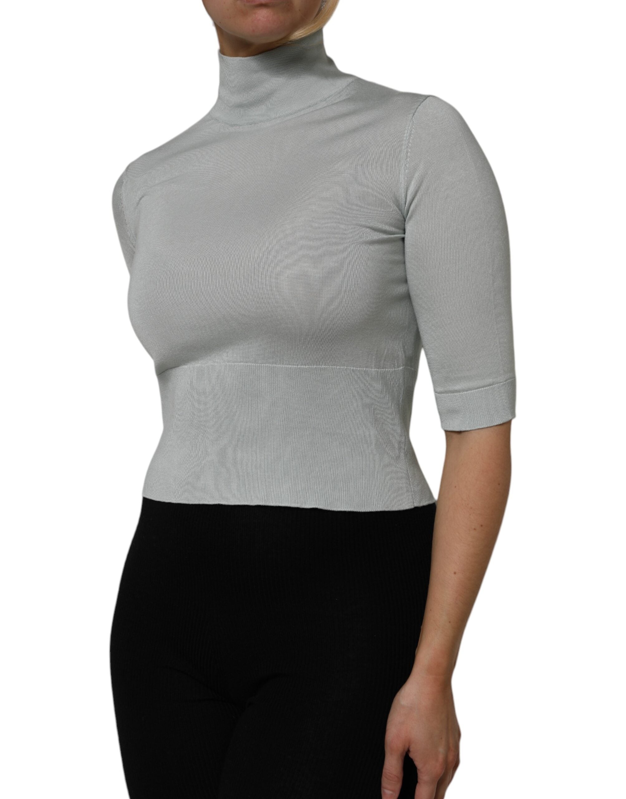 Light Green Silk Turtleneck 3/4 Sleeves Top - ventzia