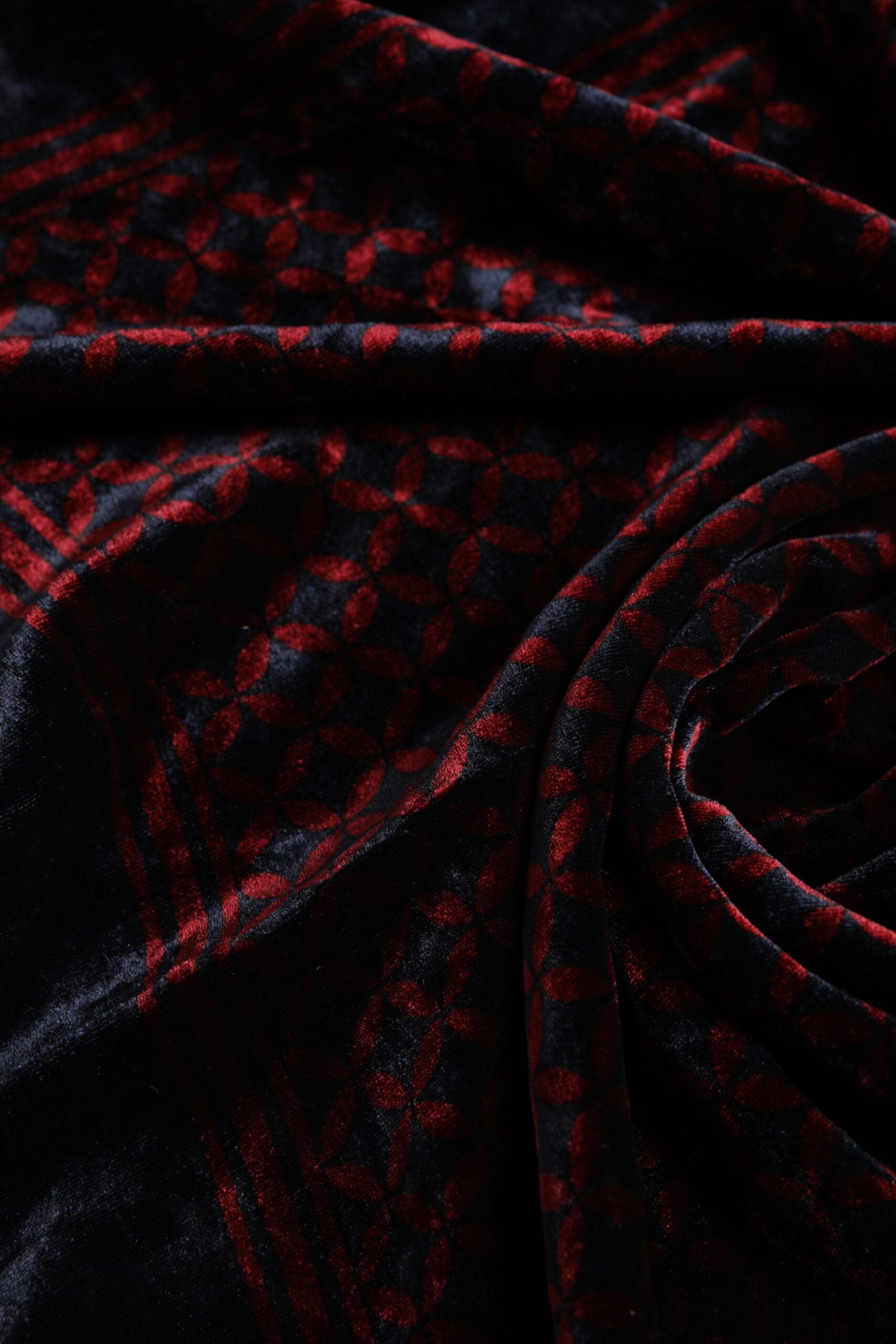 Black Red Viscose Square Men Foulard Scarf - ventzia