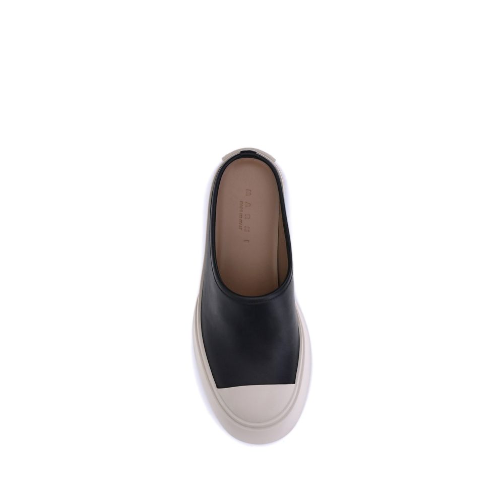 Black Rubber Mules - ventzia