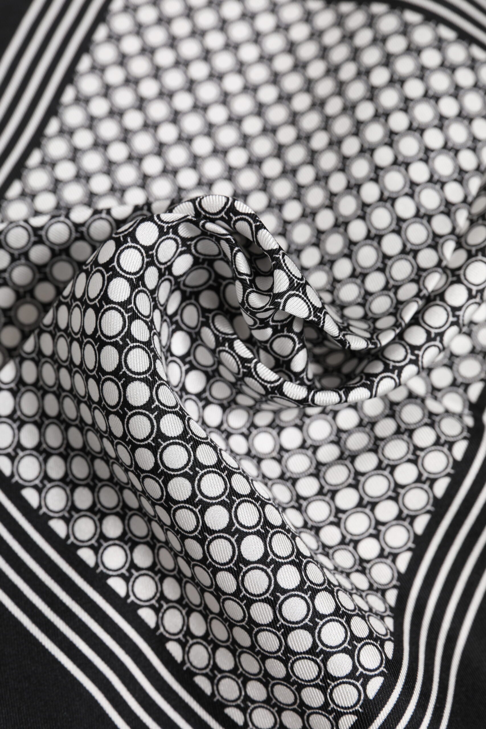 Black White Patterned Square Men Foulard Scarf - ventzia