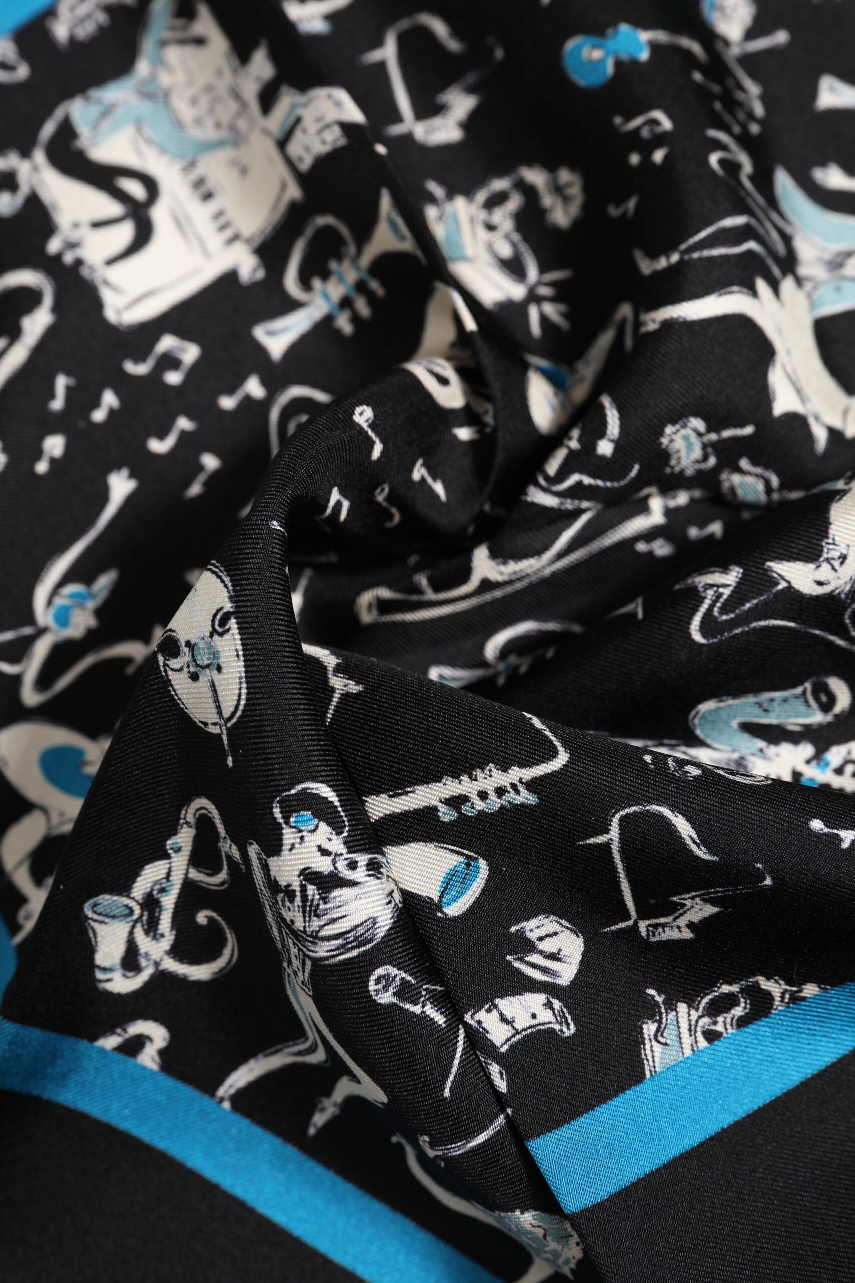 Black Jazz Club Silk Square Men Foulard Scarf - ventzia