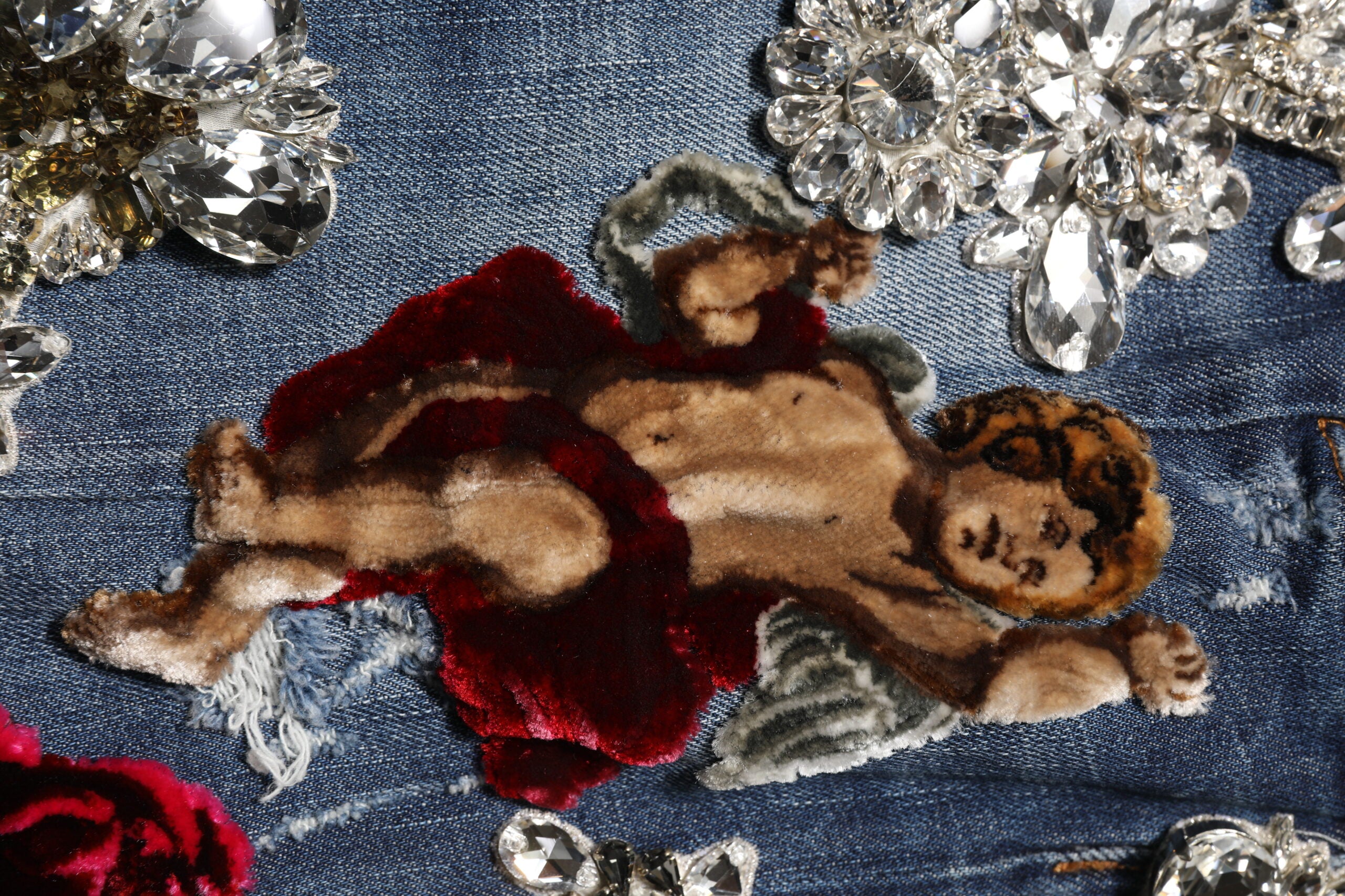 Blue Cotton Rhinestone Embellish Denim Jeans - ventzia