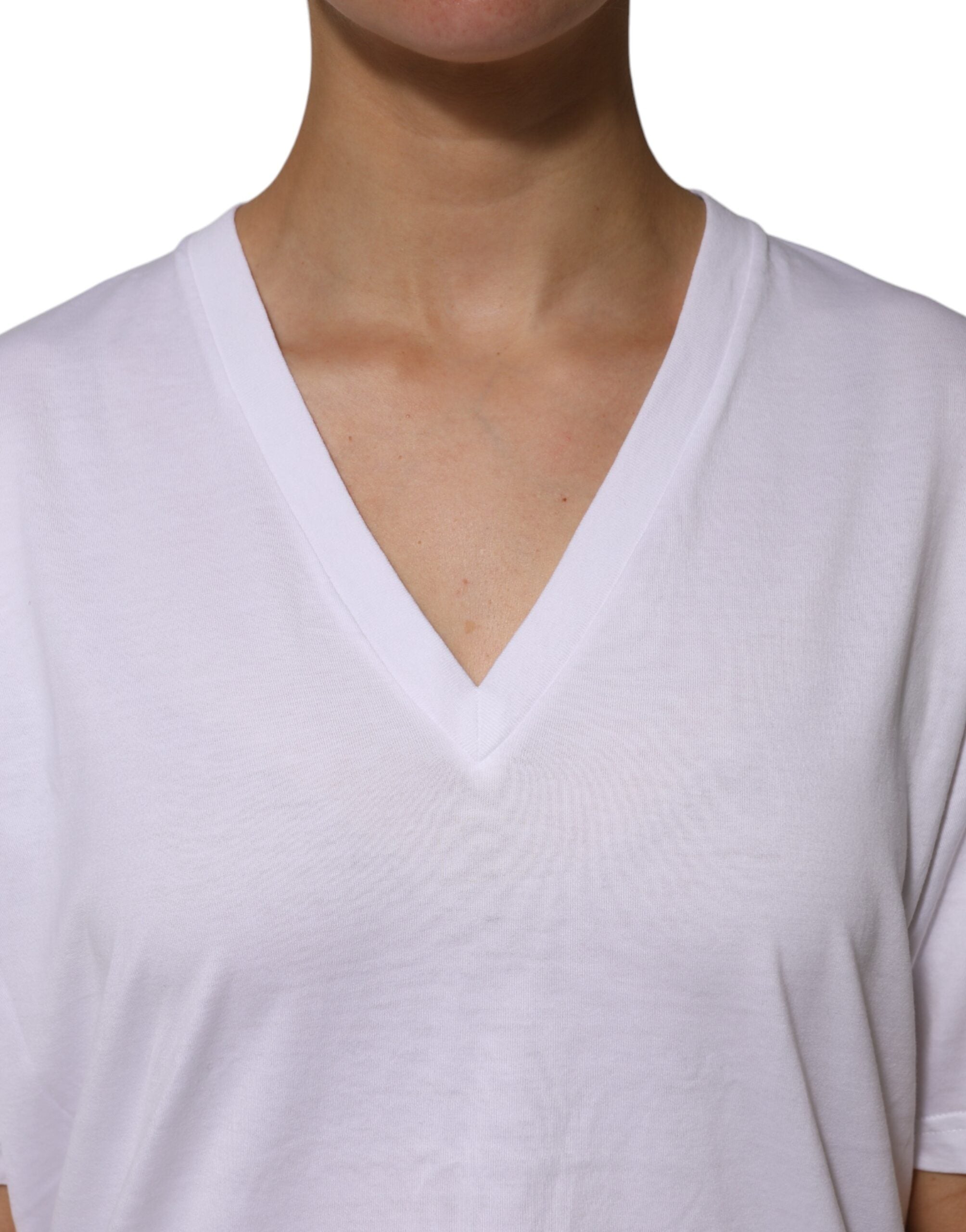 White Cotton Short Sleeves V-neck T-shirt - ventzia
