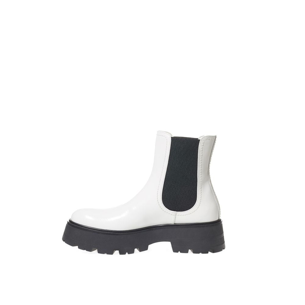 Black And White Leather Boot - ventzia