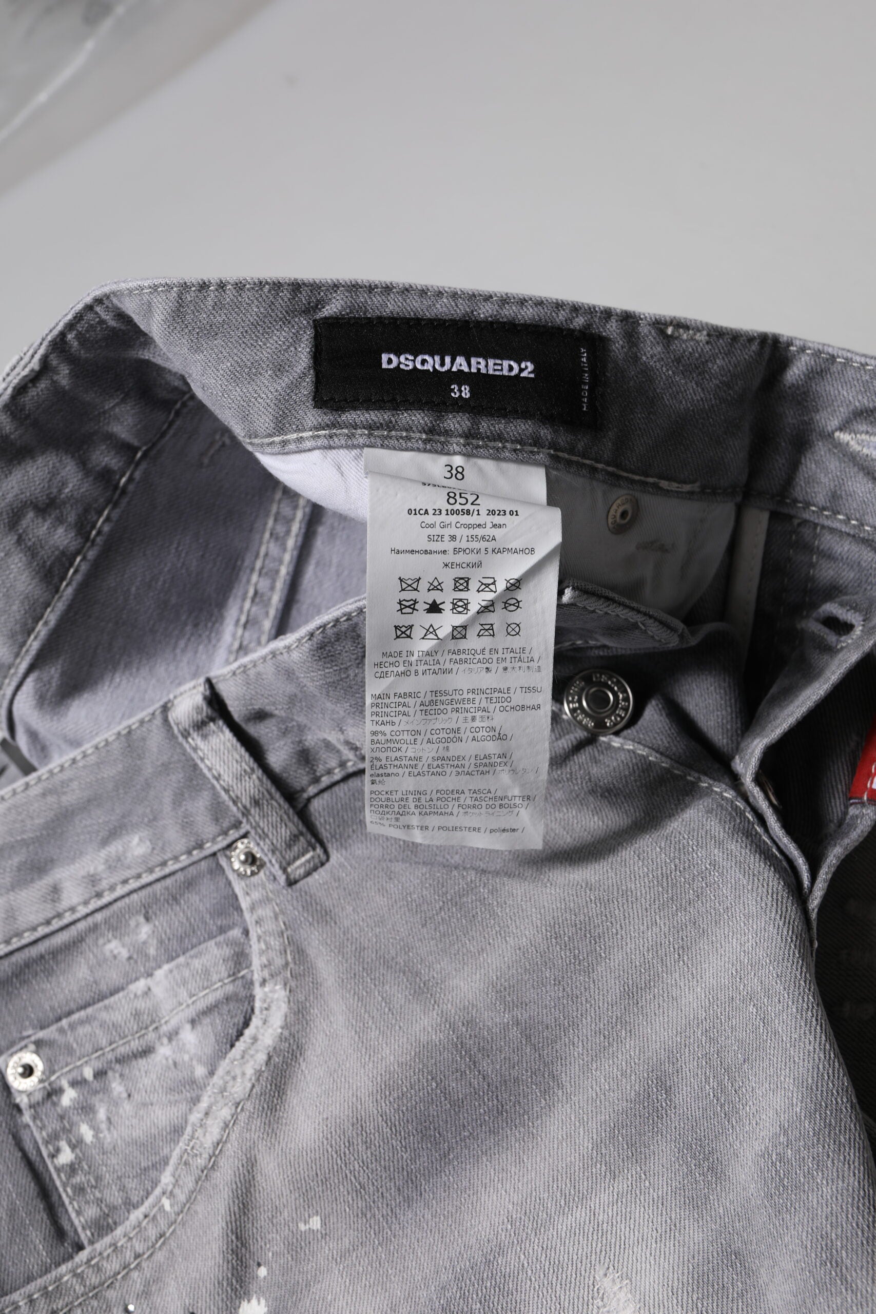 Gray Washed Mid Waist Tapered Jeans - ventzia