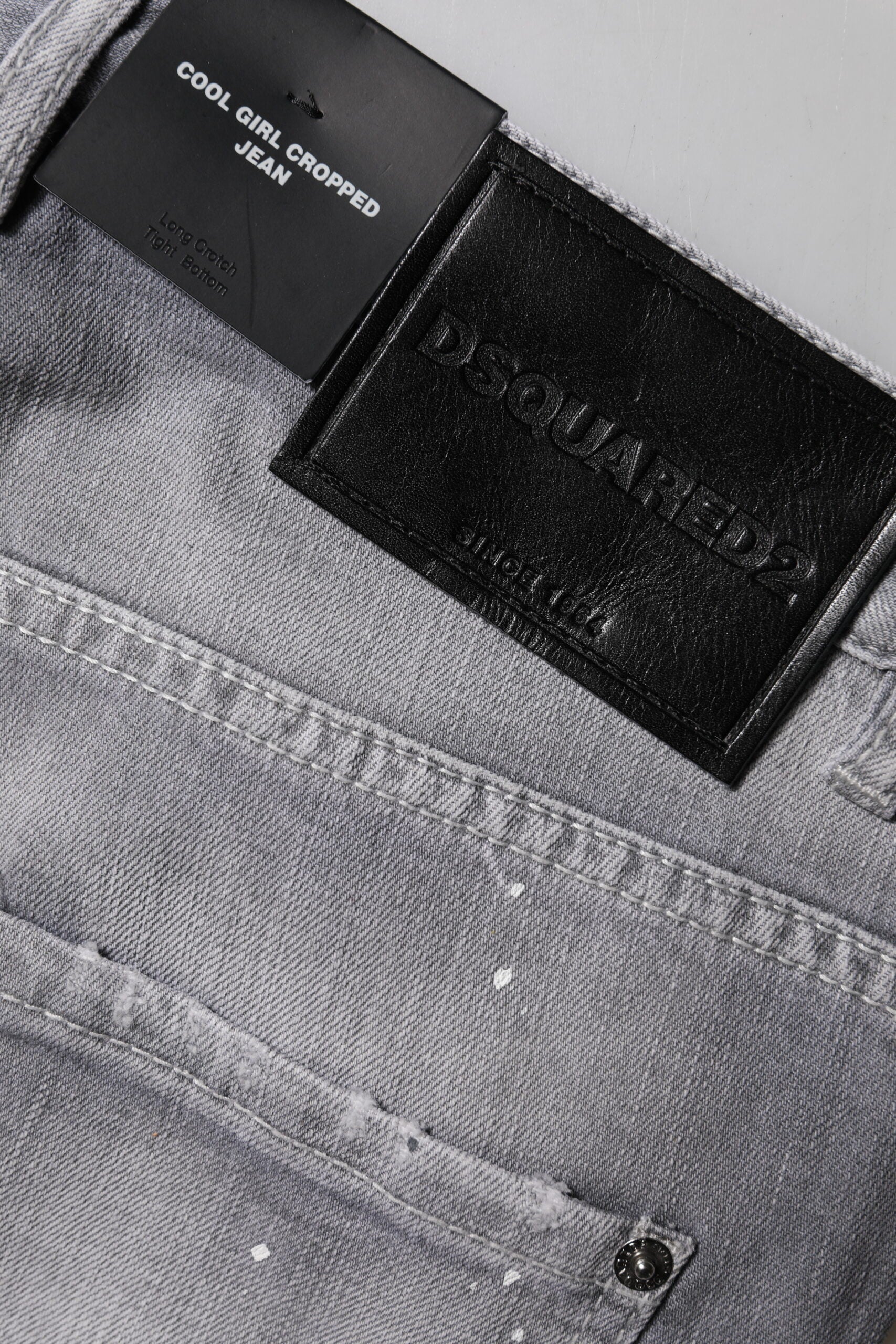 Gray Washed Mid Waist Tapered Jeans - ventzia