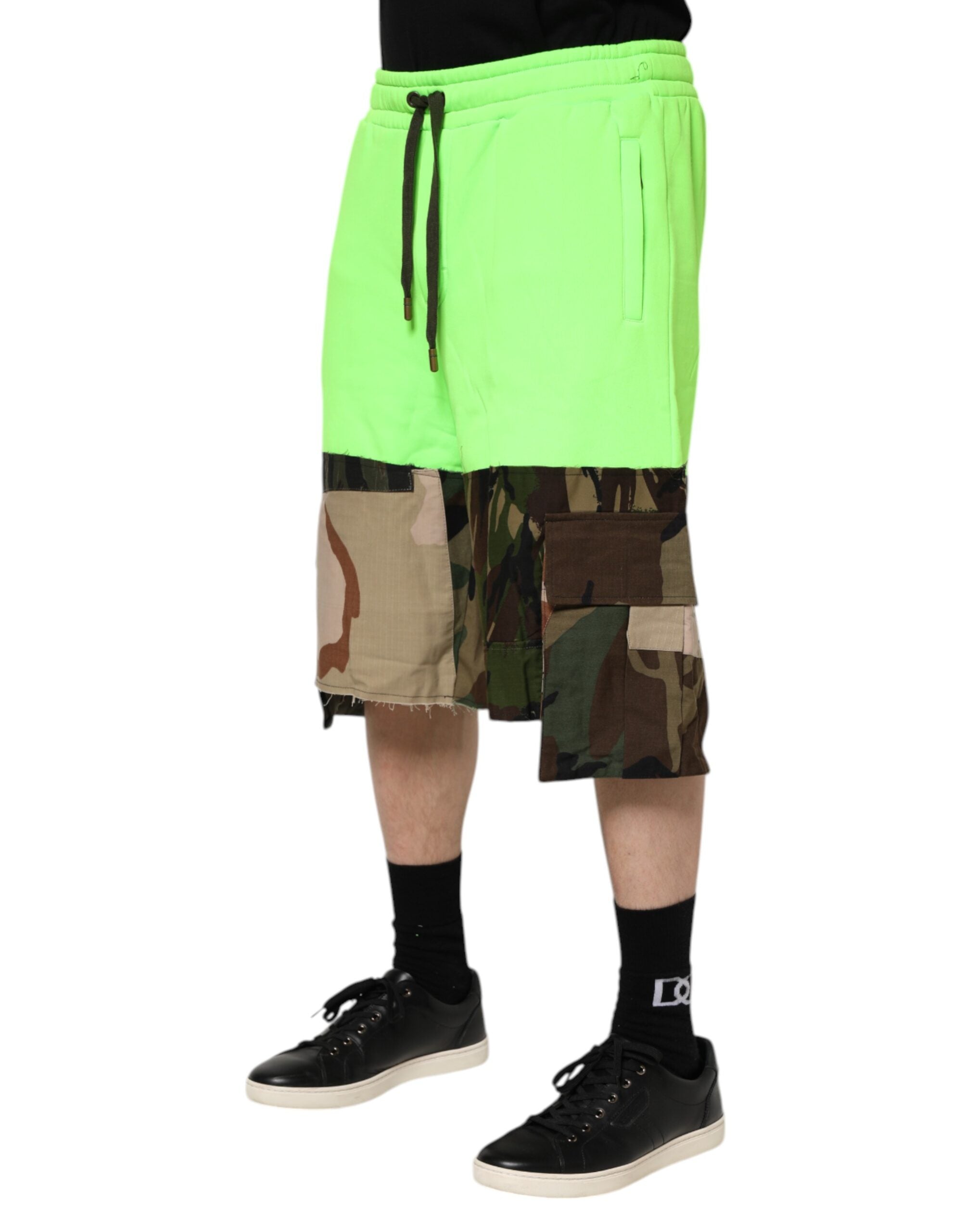 Green Patchwork Cargo Bermuda Men Shorts - ventzia