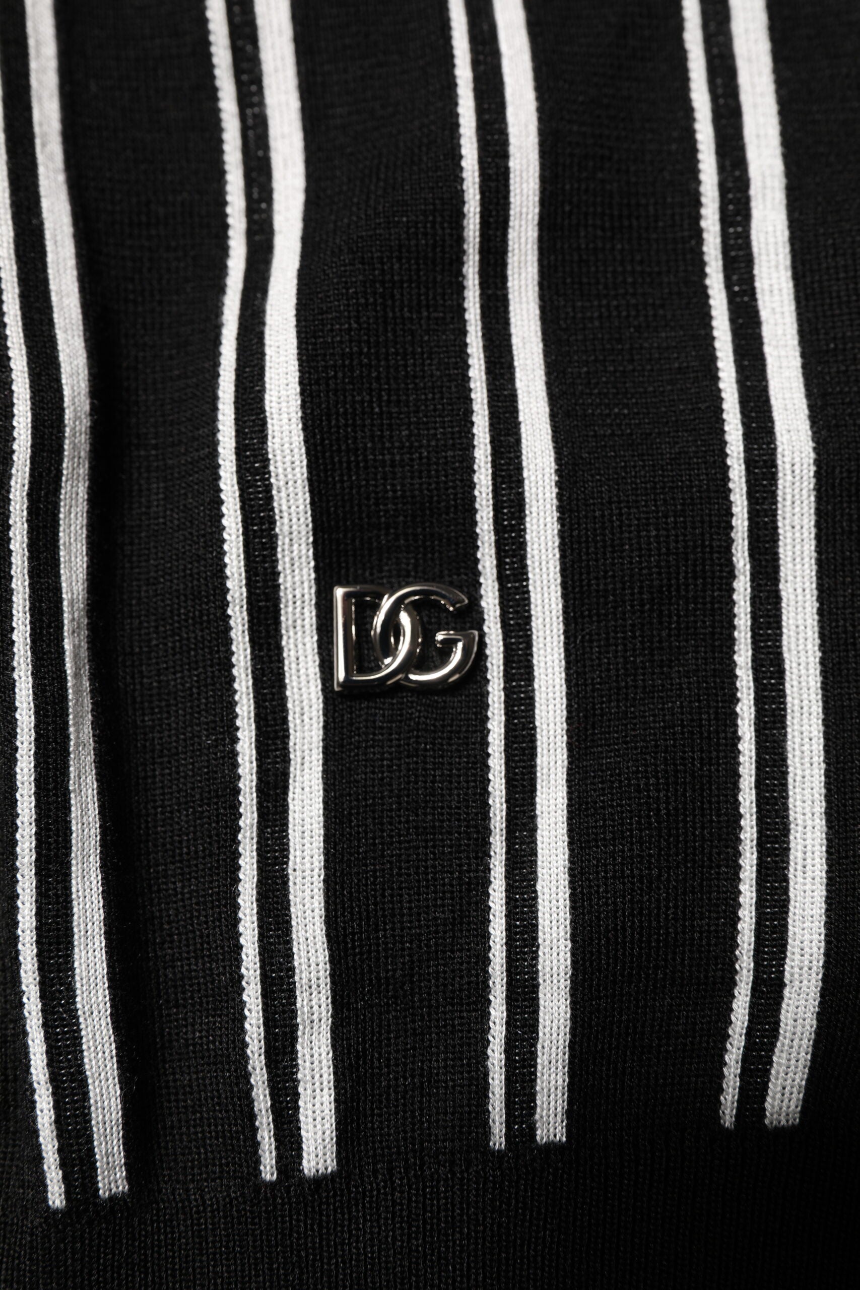 Black White Stripes Collared Polo T-shirt - ventzia