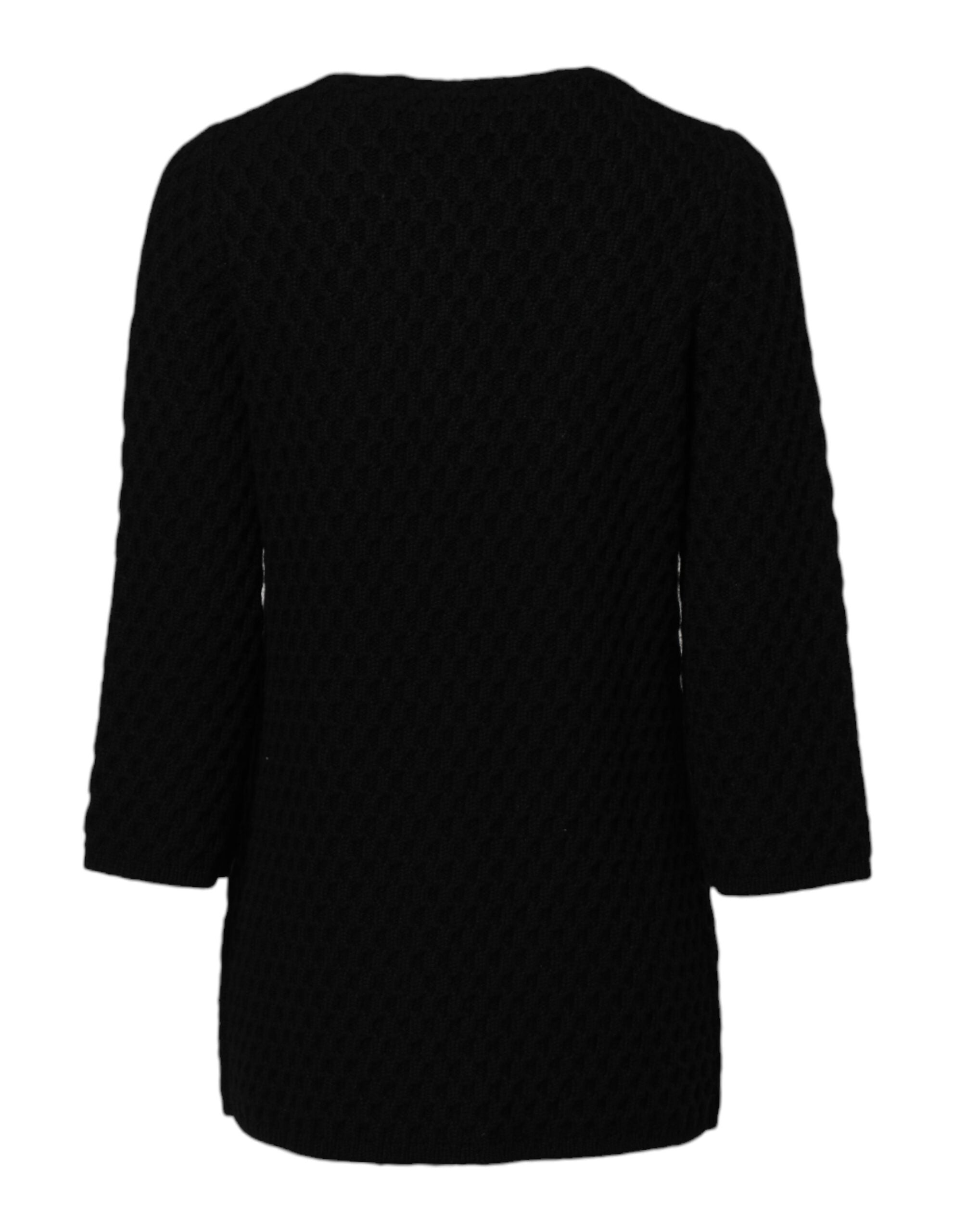 Black Cashmere Quilted Embellished Jacket - ventzia
