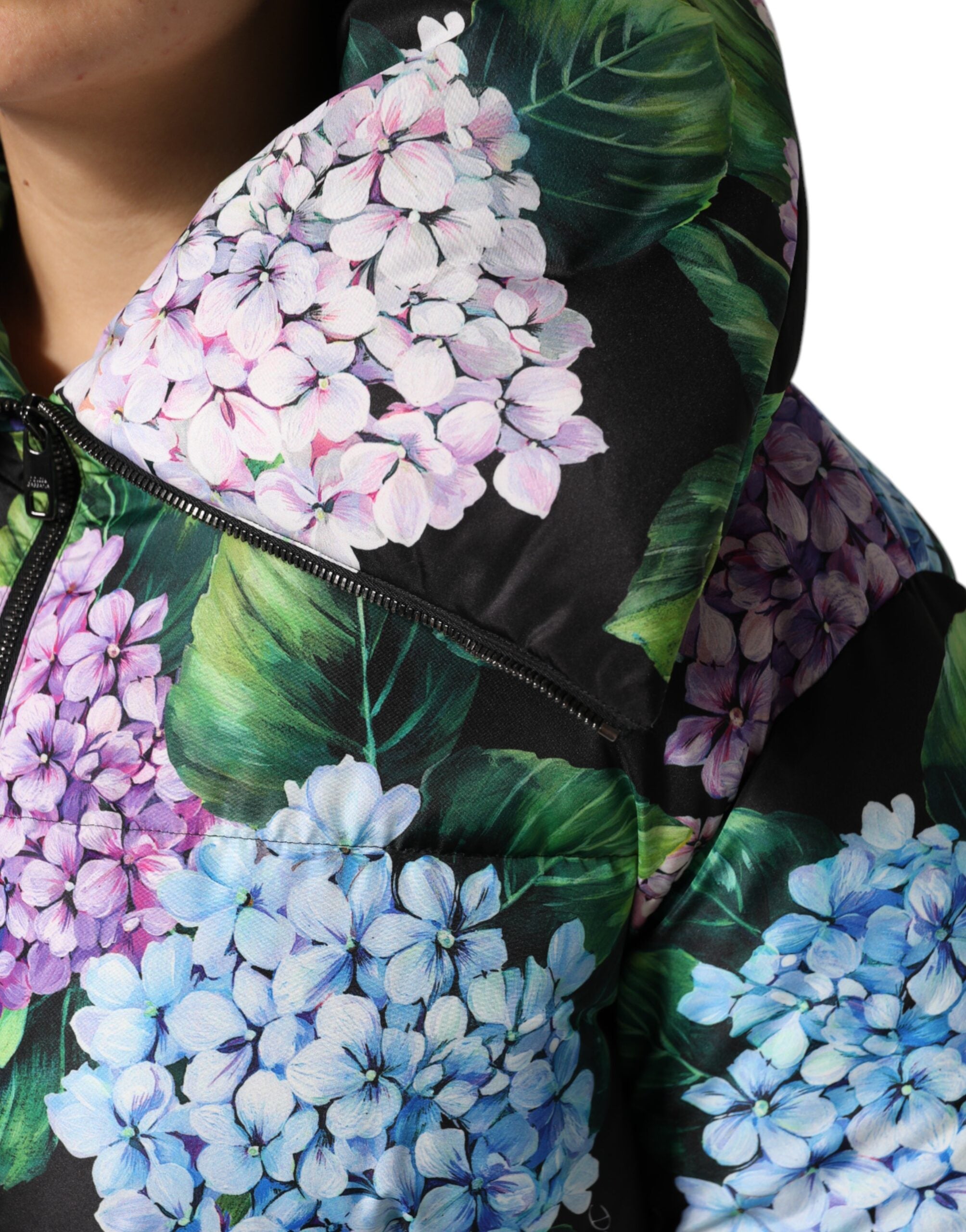 Multicolor Floral Print Puffer Quilted Jacket - ventzia