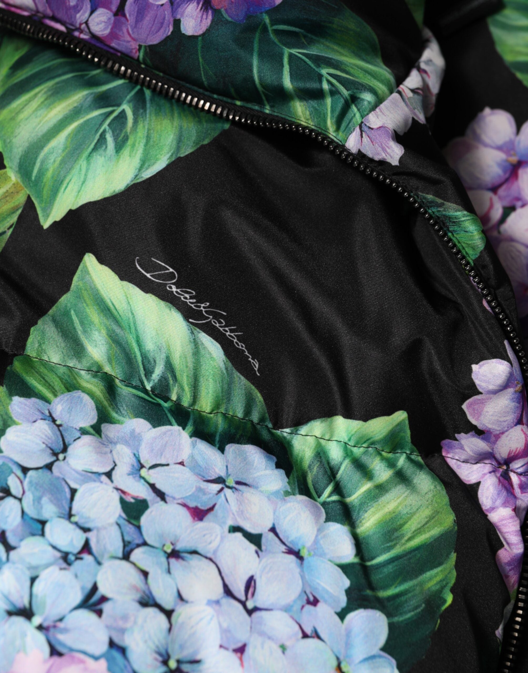 Multicolor Floral Print Puffer Quilted Jacket - ventzia