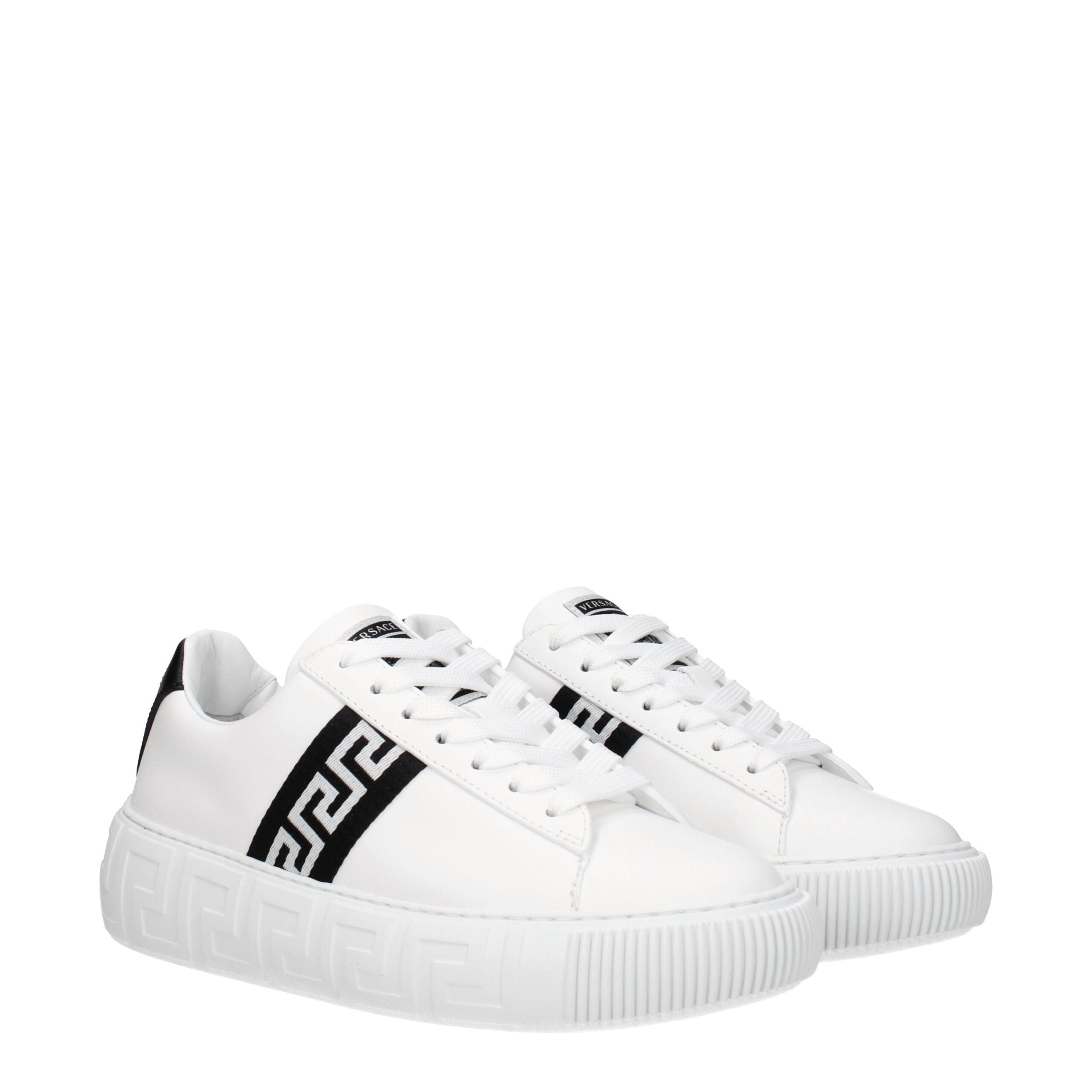 White Leather Low Top Sneakers - ventzia