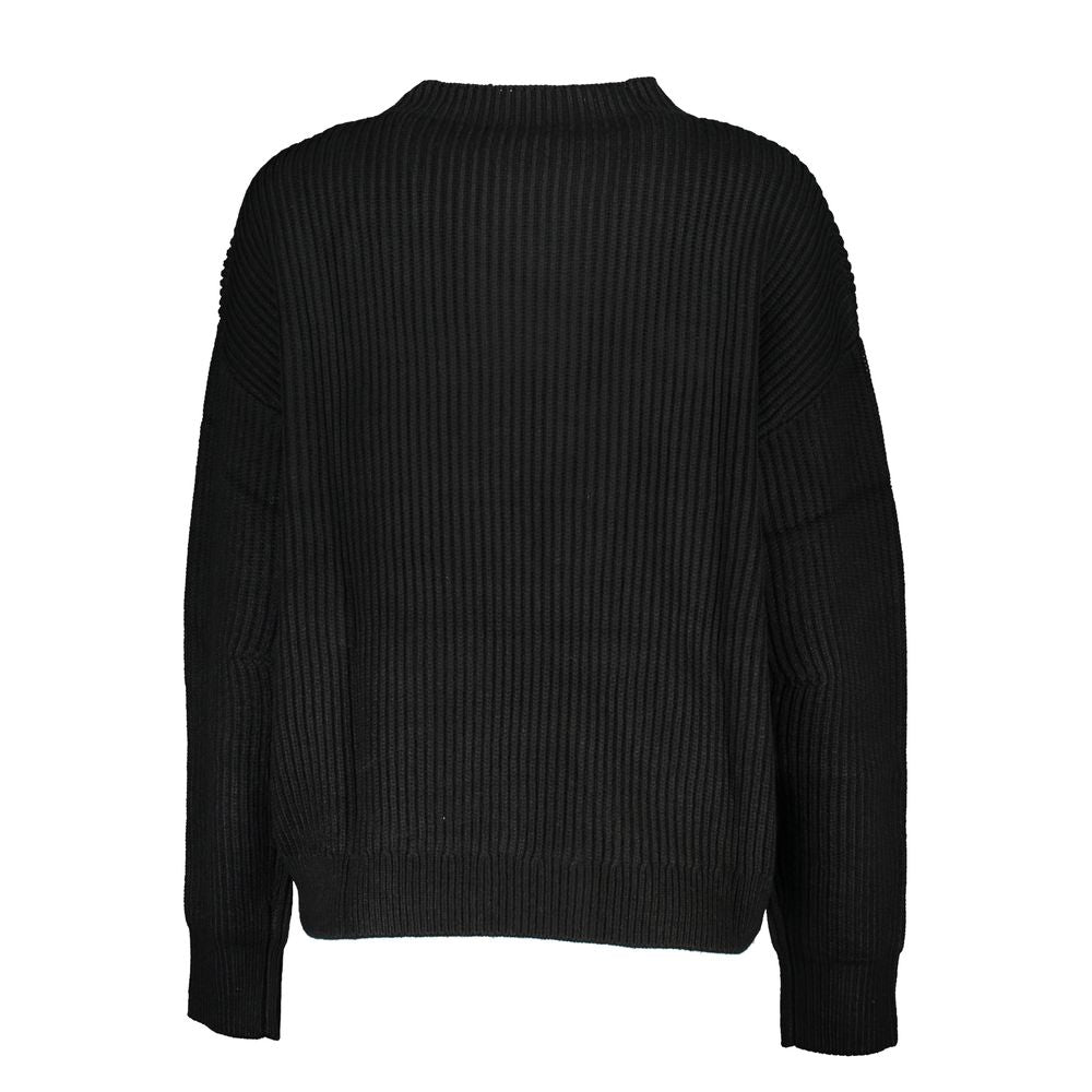 Black Acrylic Women's Turtleneck Sweater - ventzia