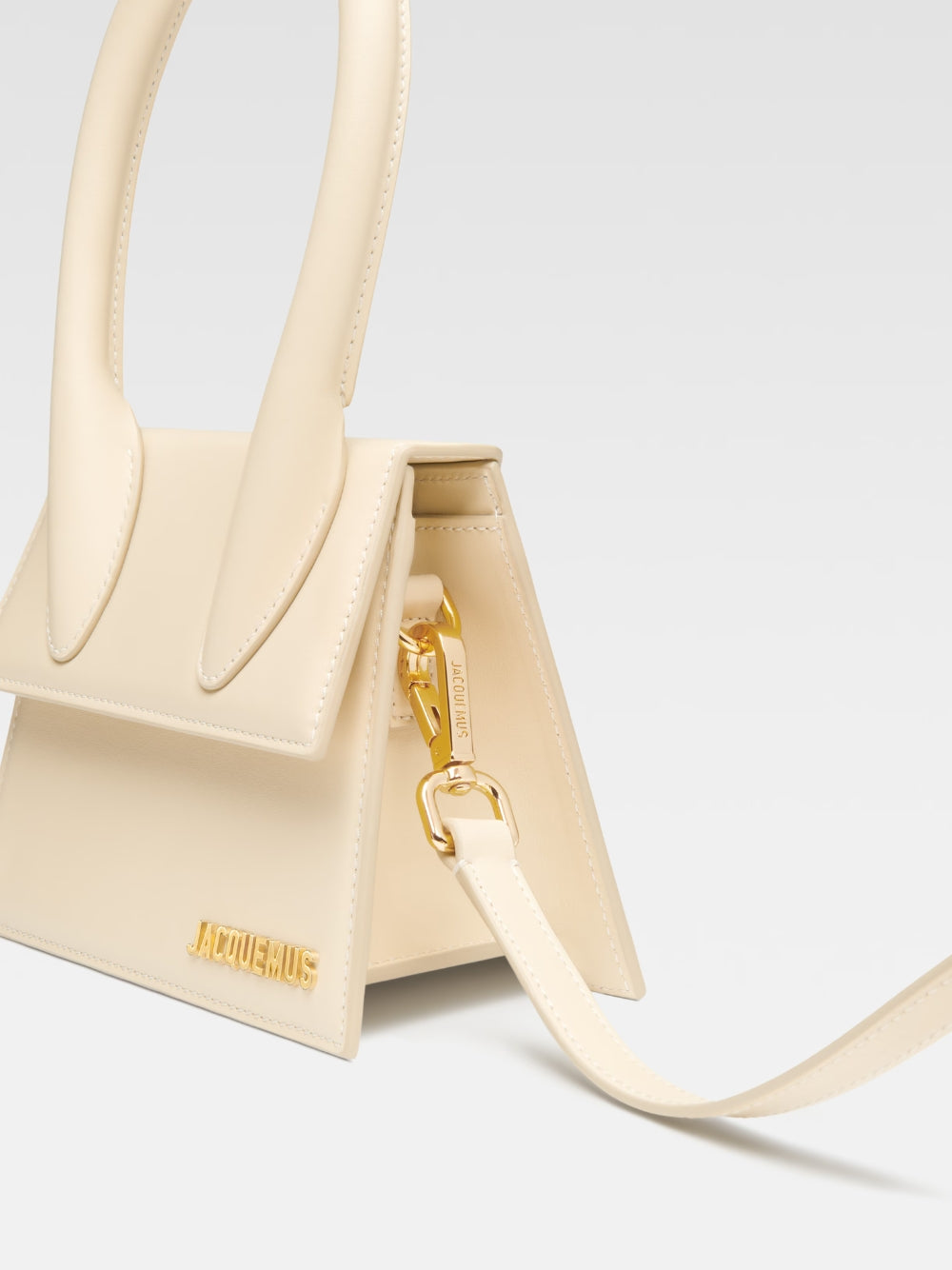 Le Chiquito Moyen Ivory Bag - ventzia