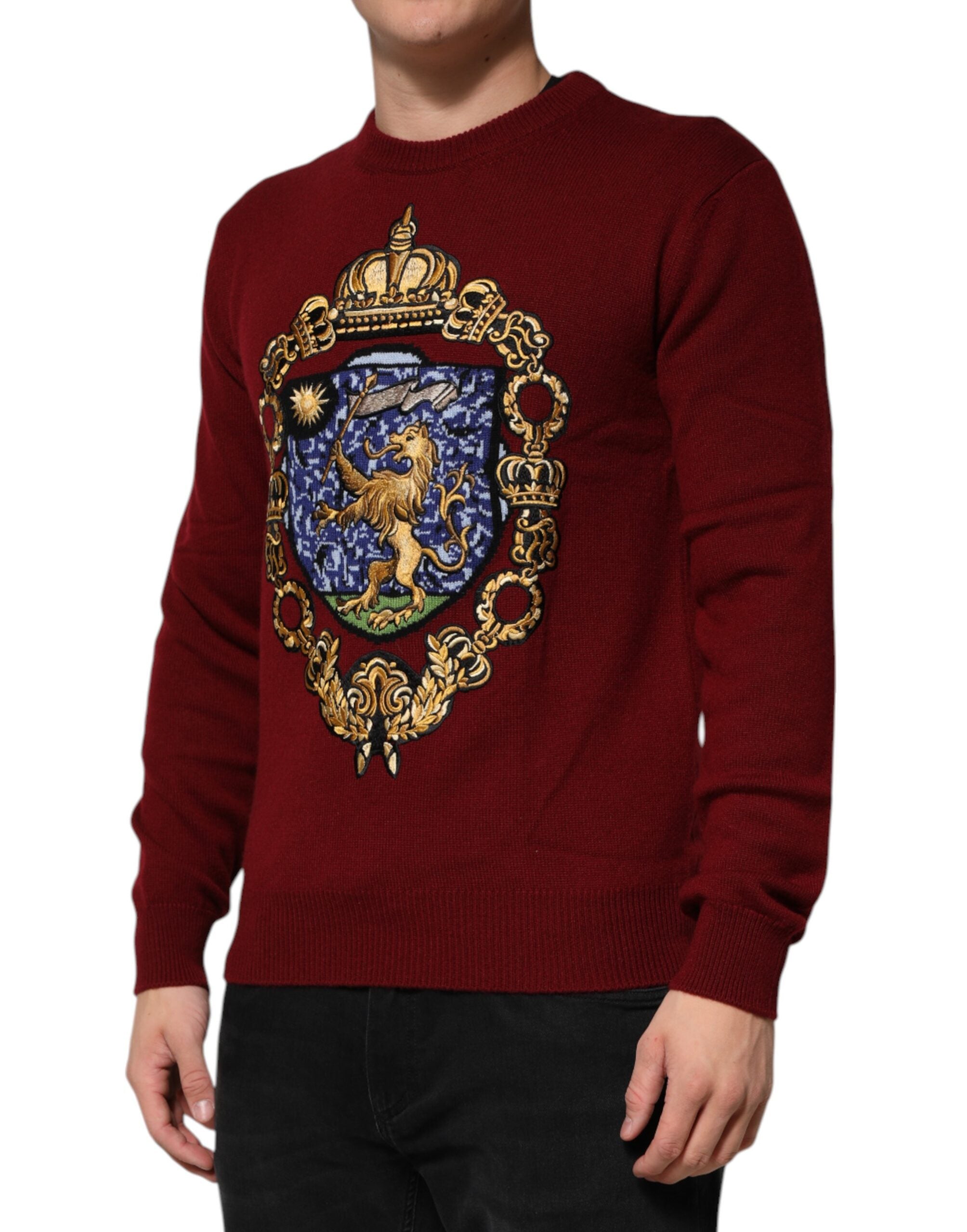 Burgundy Cashmere Lion Crest Pullover Sweater - ventzia