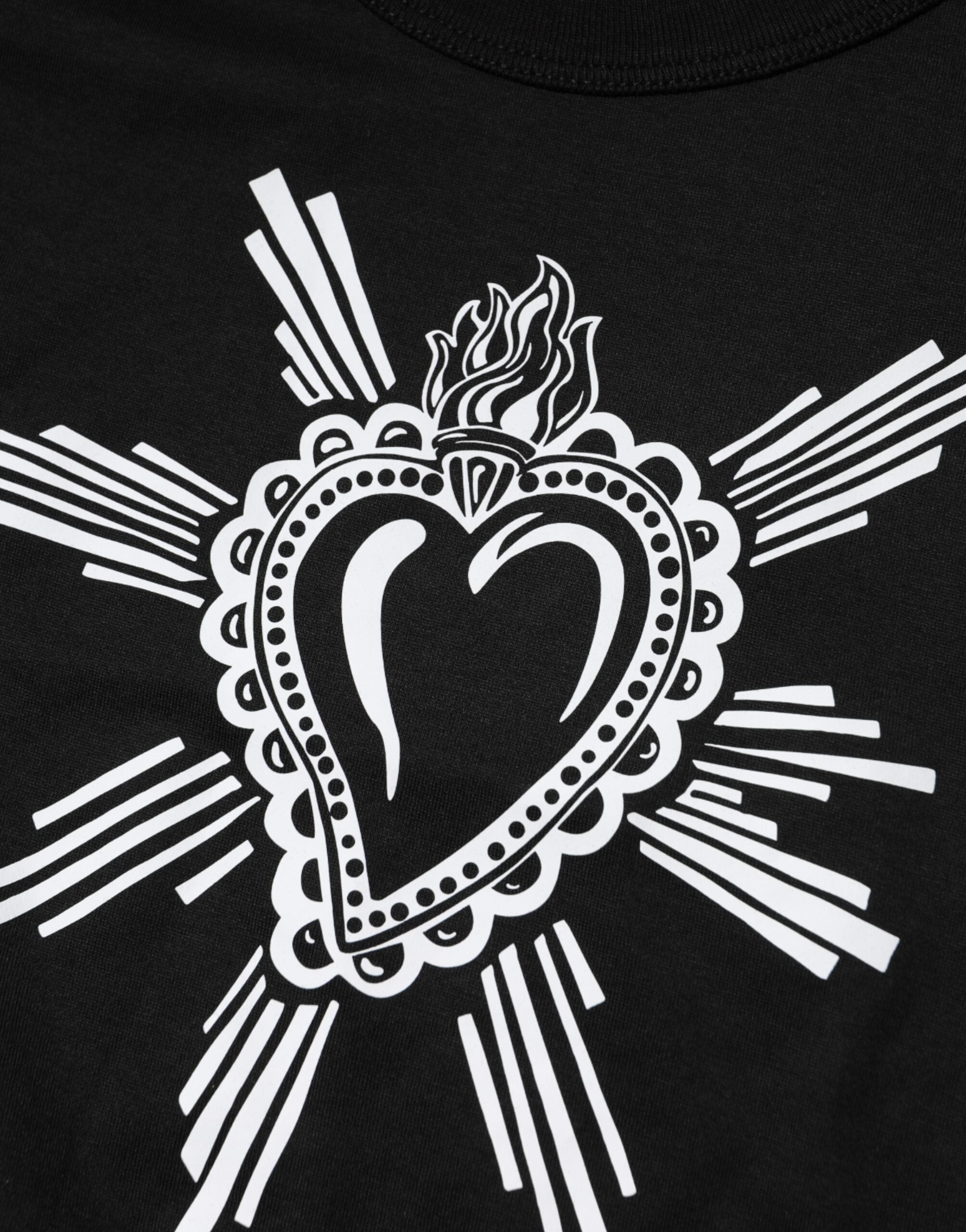 Black Sacred Heart Cotton Crew Neck T-shirt - ventzia