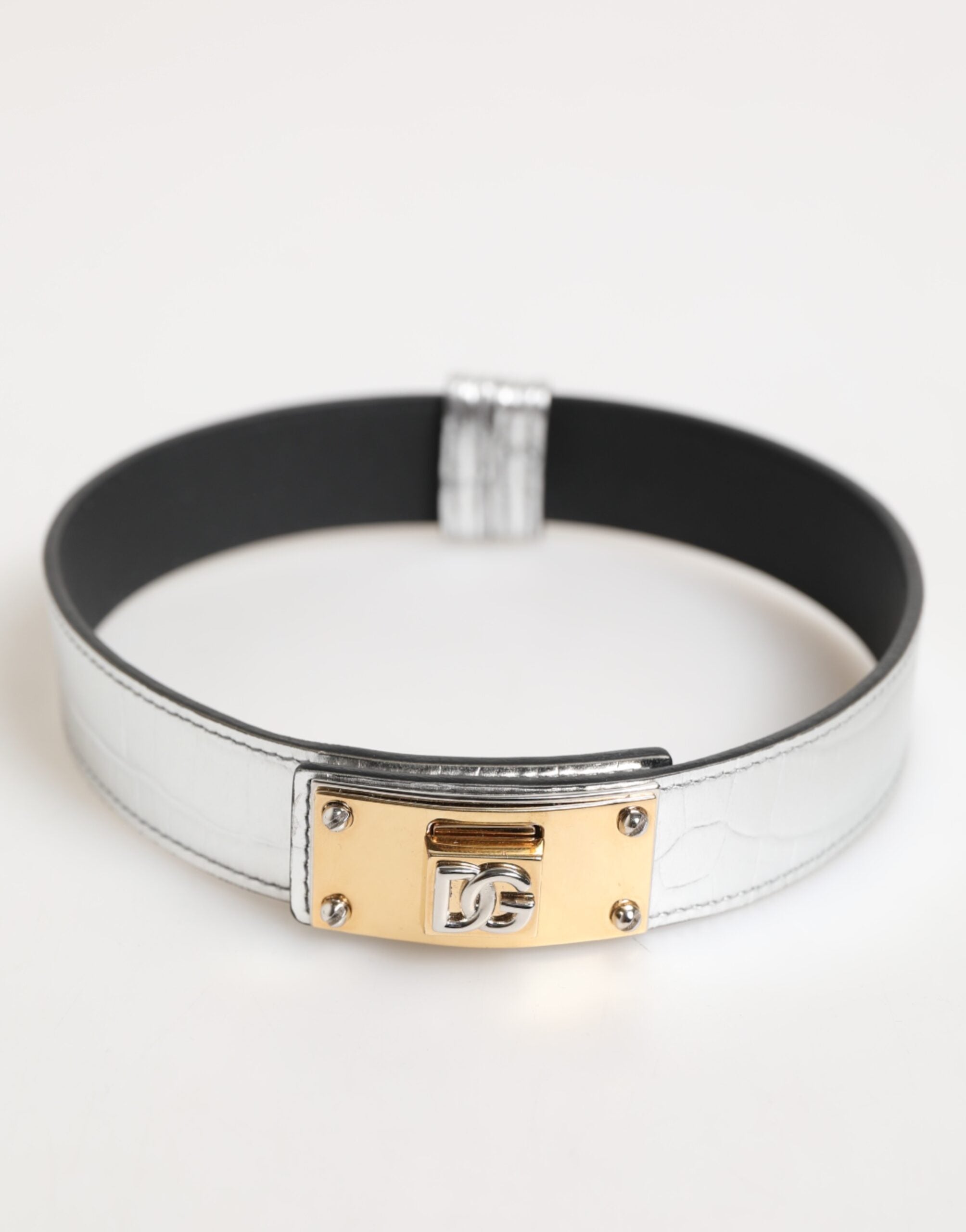 Silver Textured Leather Gold Tone Metal Neckband - ventzia