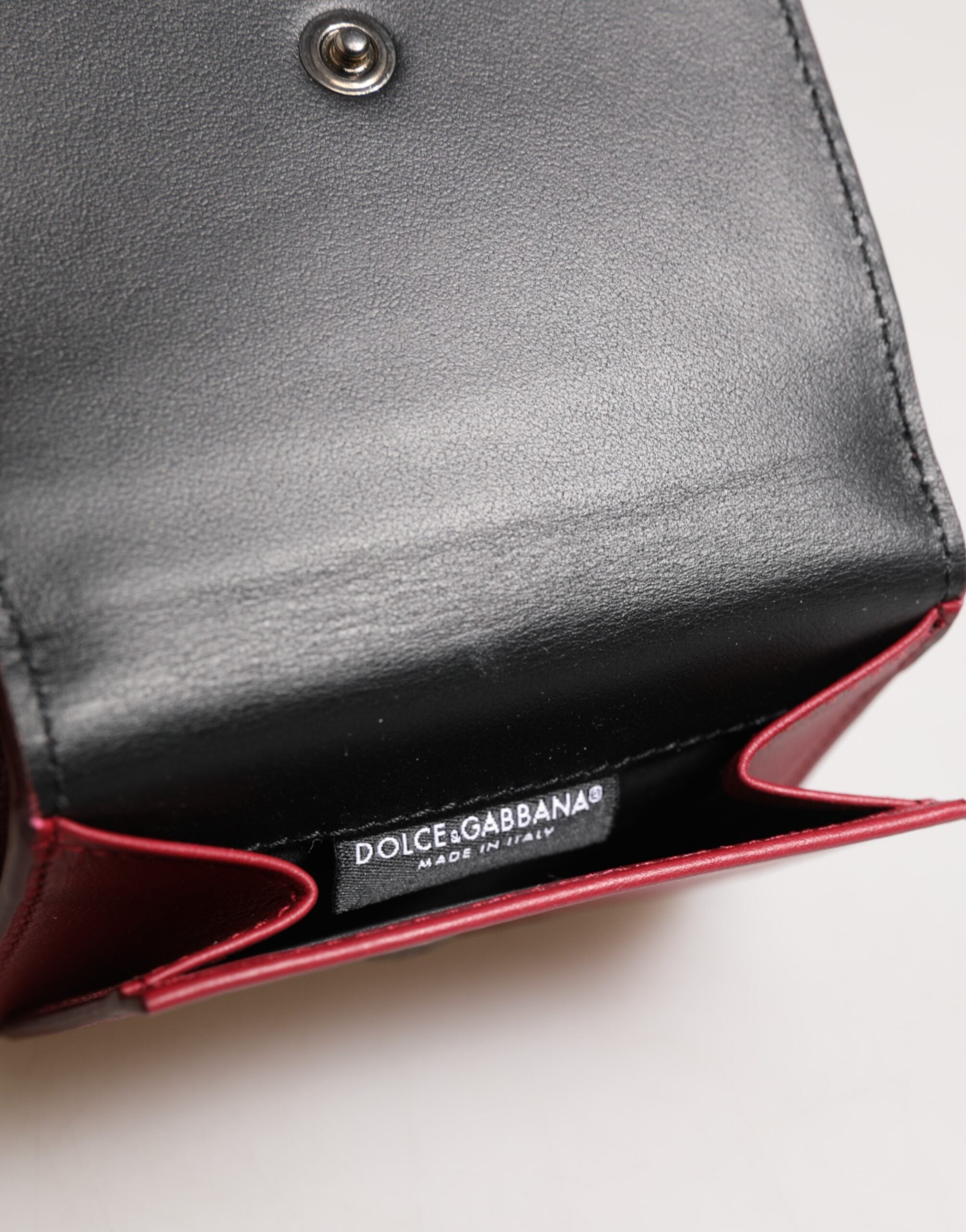 Red Leather Bold Logo Print Trifold Card Holder Wallet - ventzia