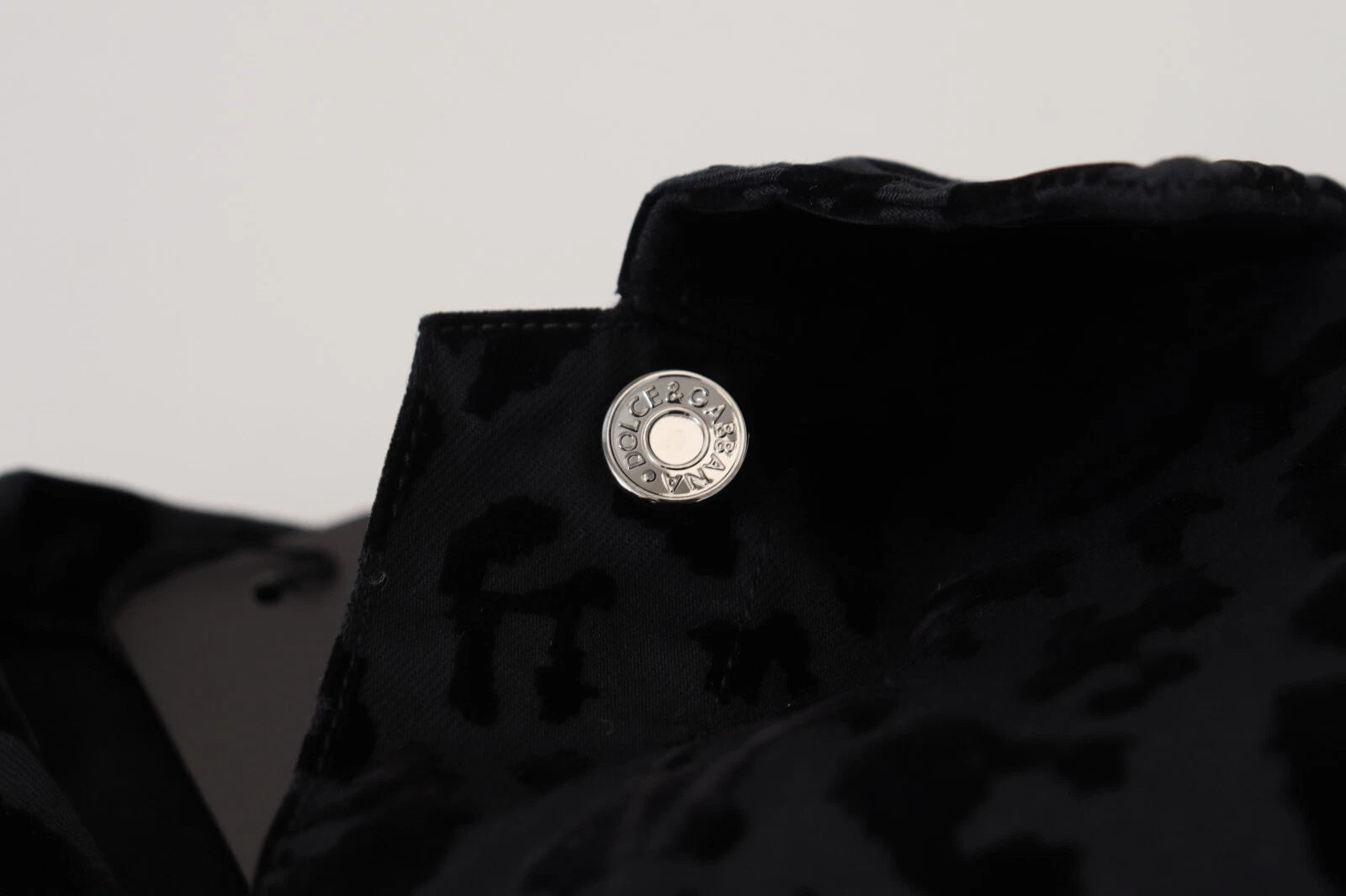 Cotton Black Leopard Long Sleeve Denim Jacket - ventzia