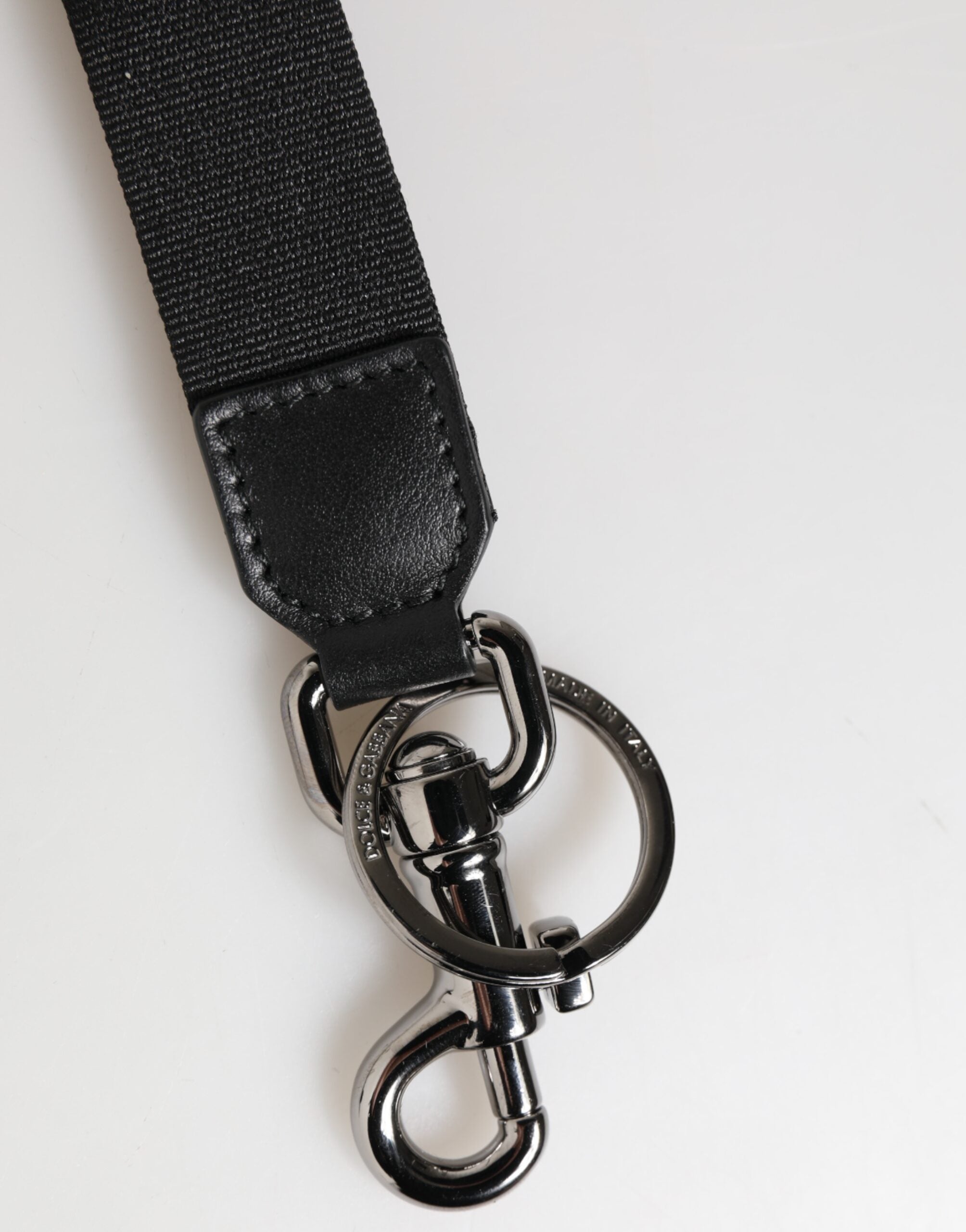 Black Red Logo Polyester Brass Holder Keychain Keyring - ventzia