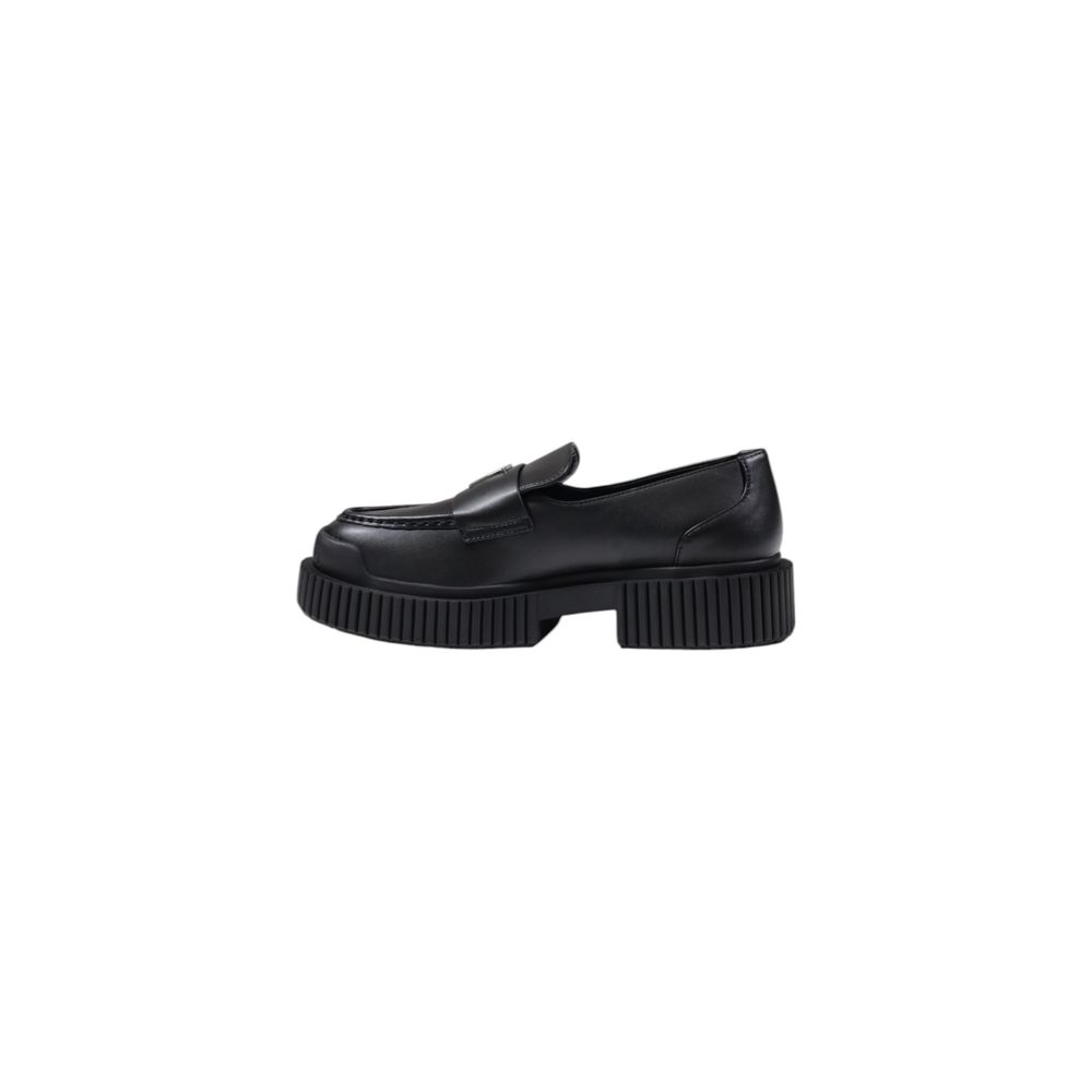 Black Leather Platform - ventzia