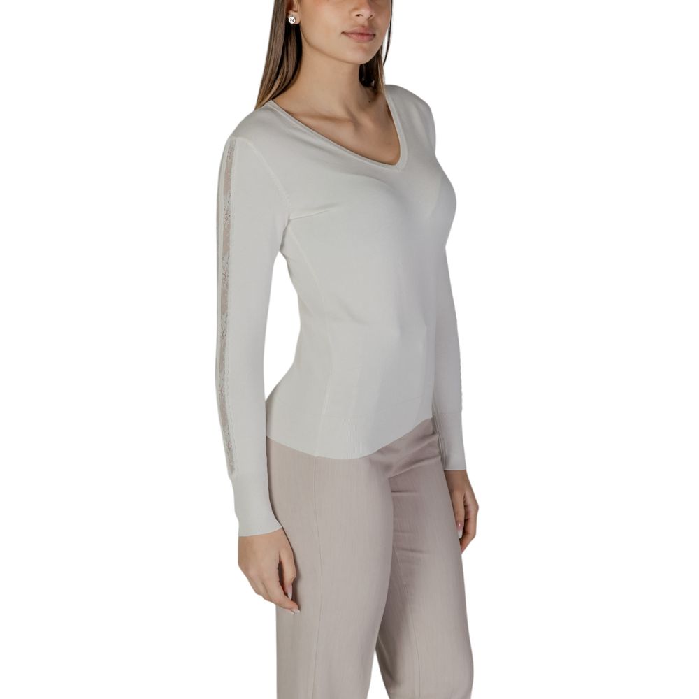 Cream Viscose Long Sleeve T-Shirt - ventzia