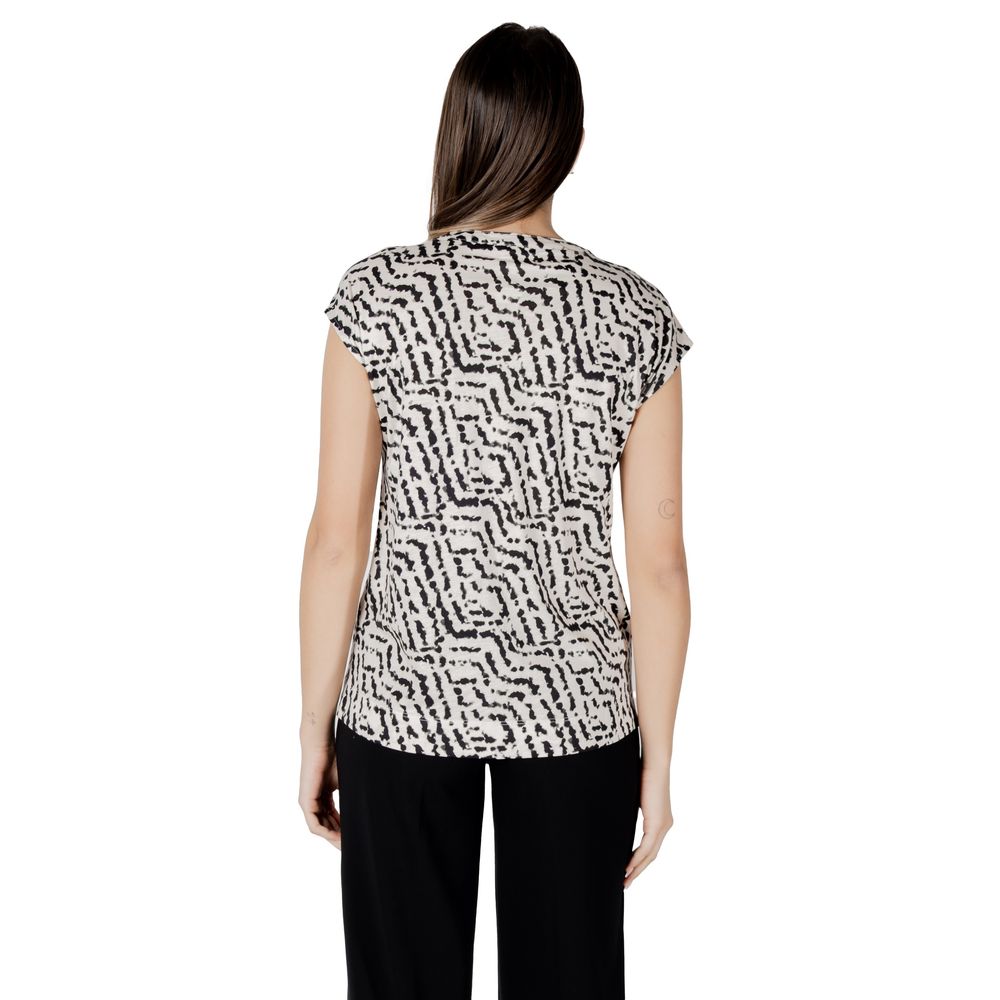 Cream Cotton T-Shirt - ventzia