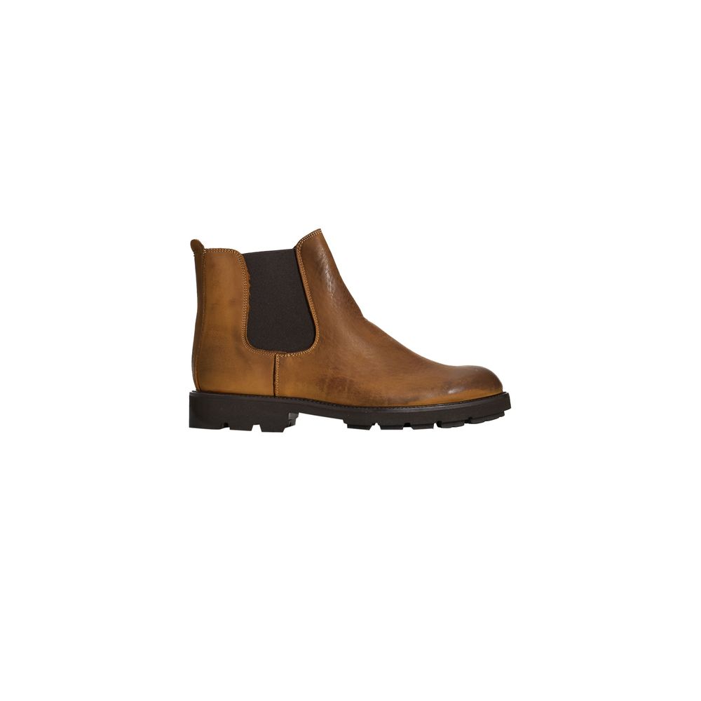 Brown Calfskin Men Boot - ventzia