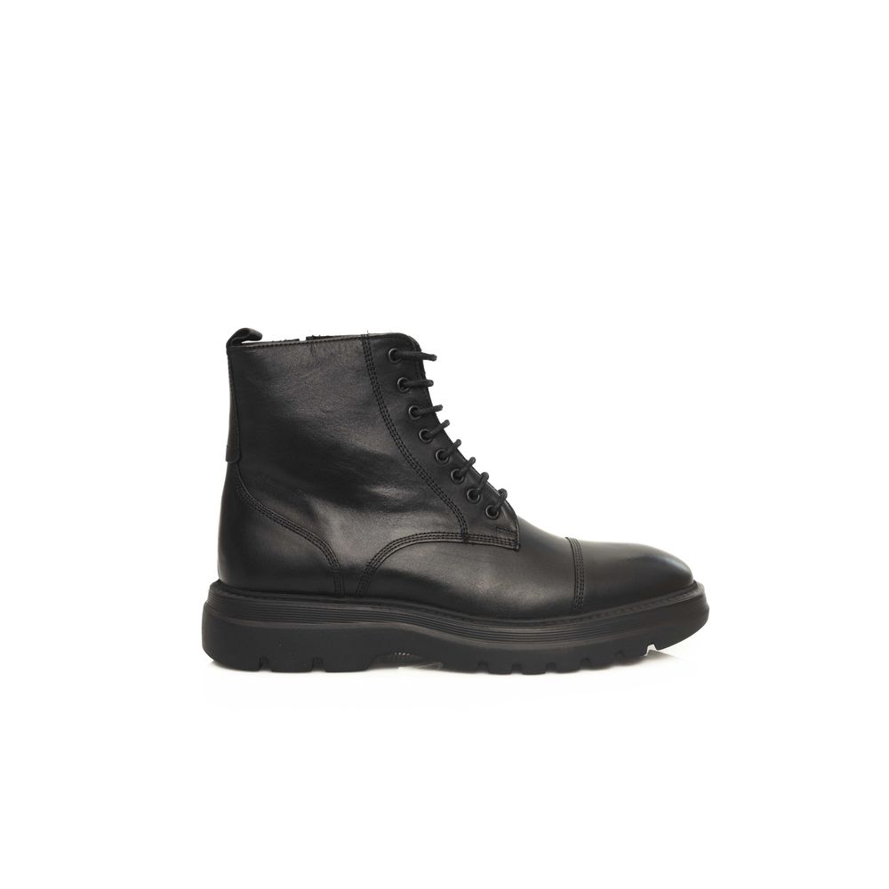 Black Cowhide Boot - ventzia
