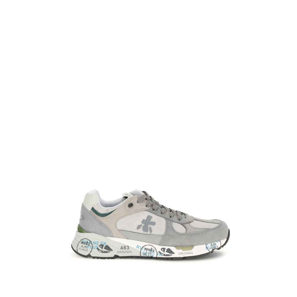 Mase Sneakers