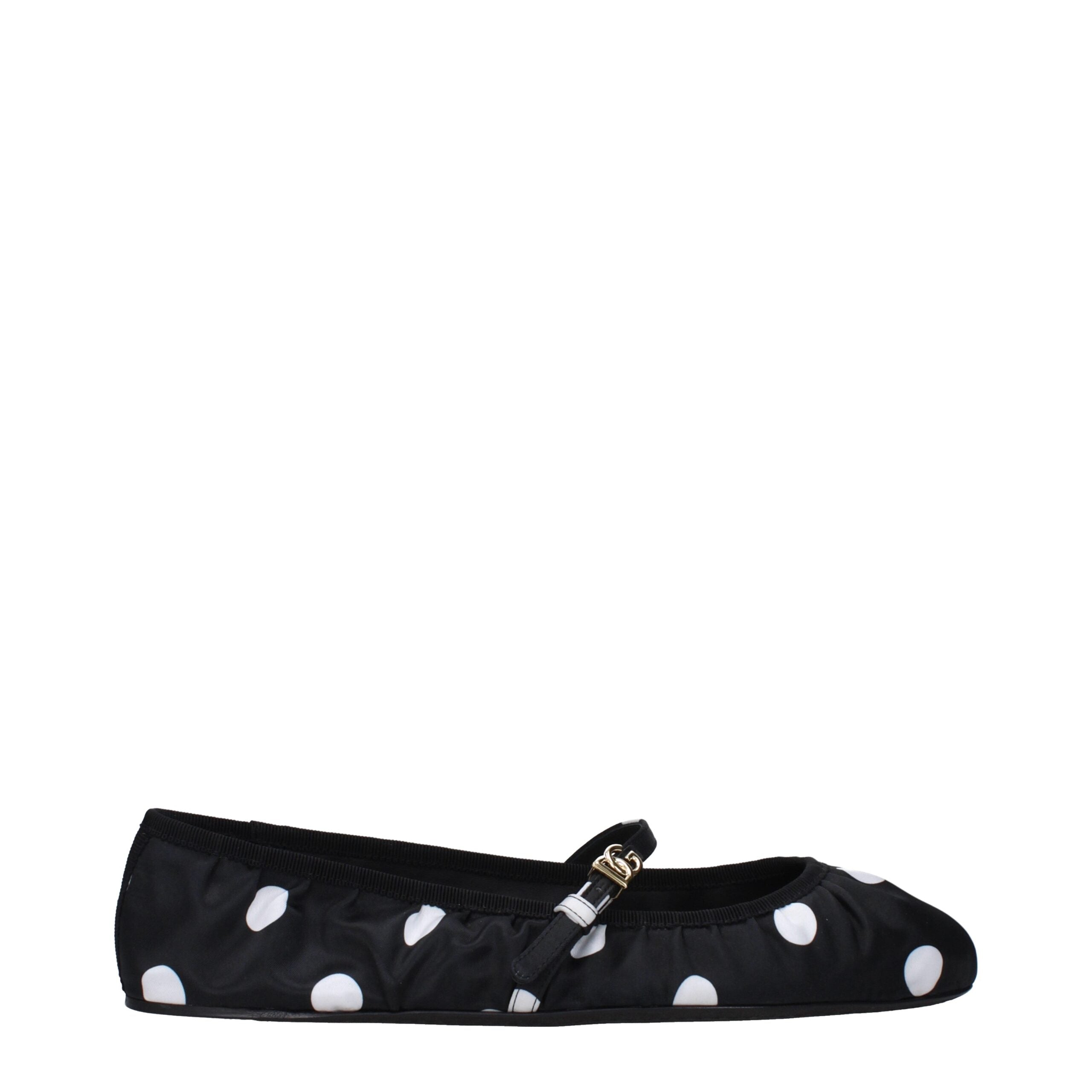 Black Fabric Ballet Flats - ventzia