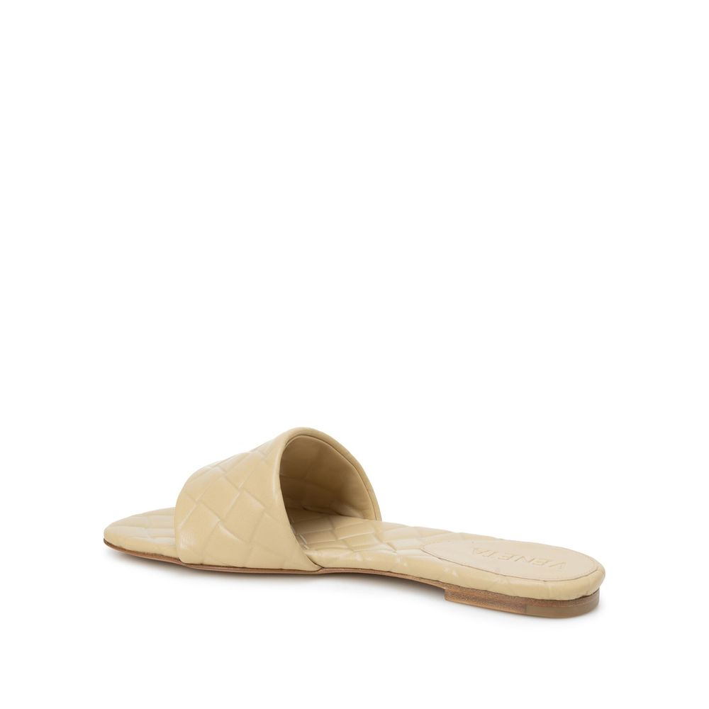 Beige Lamb Leather Sandals - ventzia
