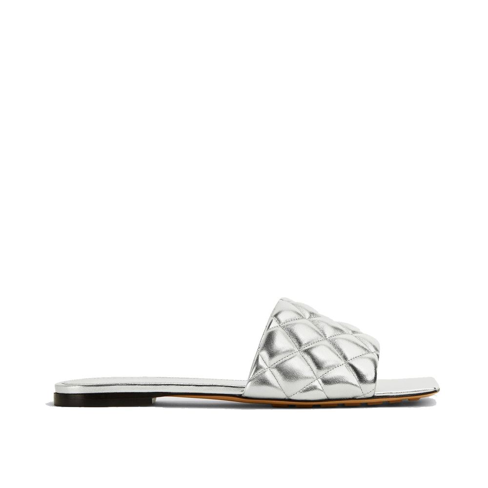 Silver Calfskin Sandals - ventzia