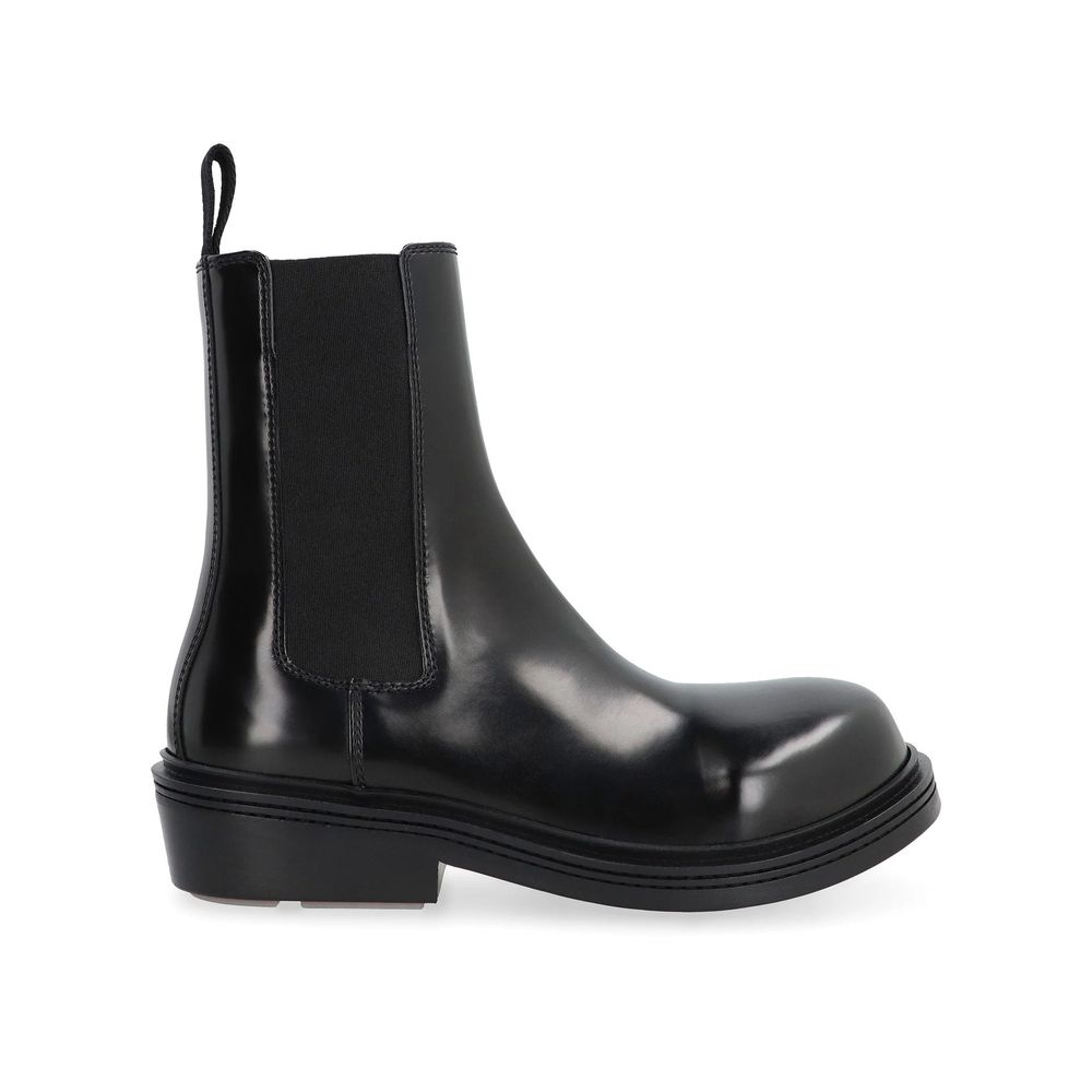 Black Calfskin Chelsea Boots - ventzia