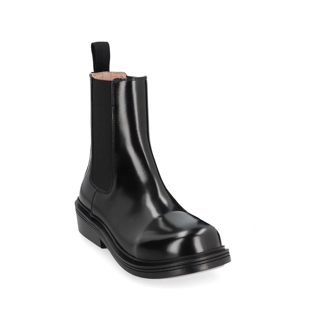 Black Calfskin Chelsea Boots - ventzia
