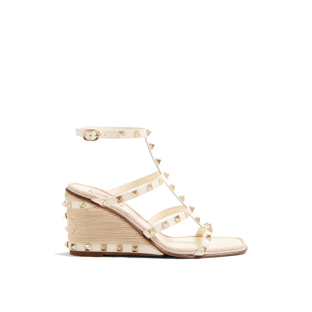 Beige Calfskin Wedge Sandals - ventzia
