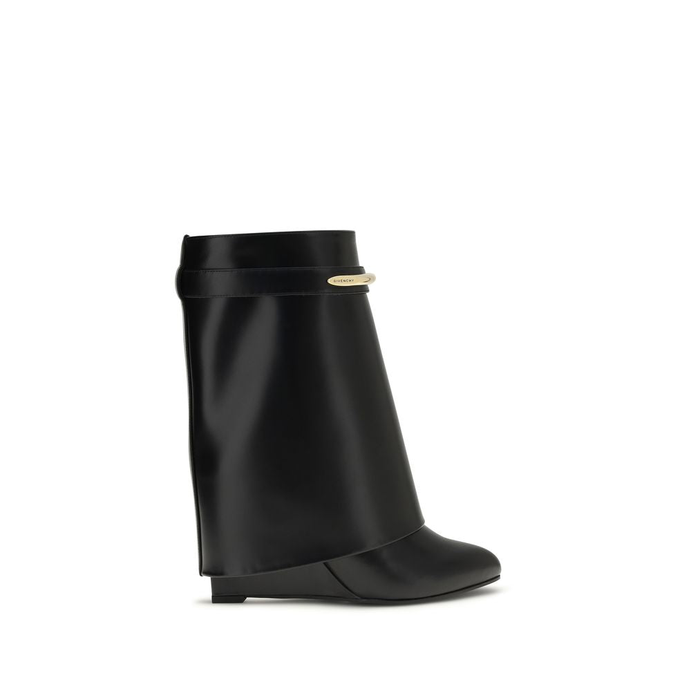 Black Calf Leather Bos Taurus Ankle Boots - ventzia