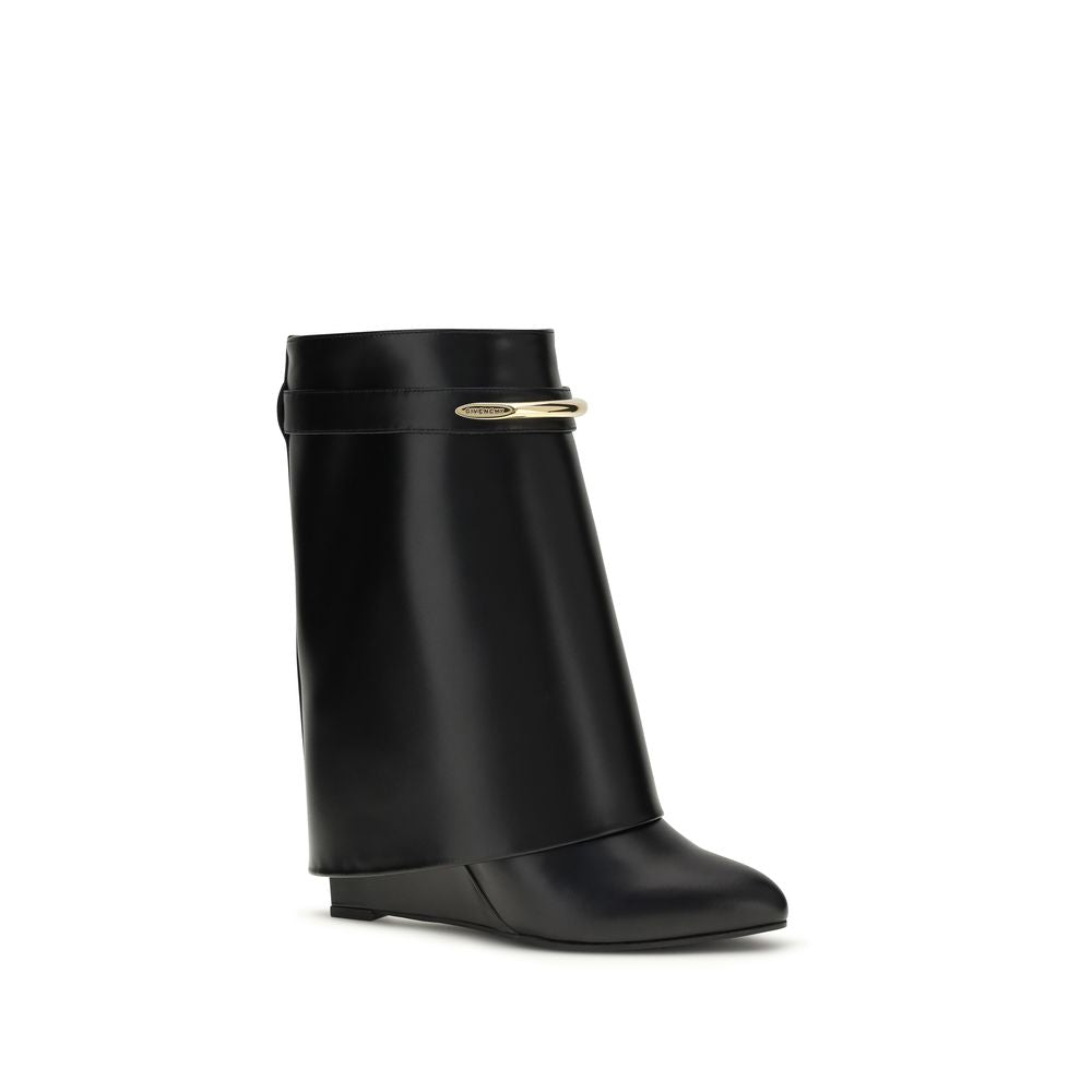 Black Calf Leather Bos Taurus Ankle Boots - ventzia