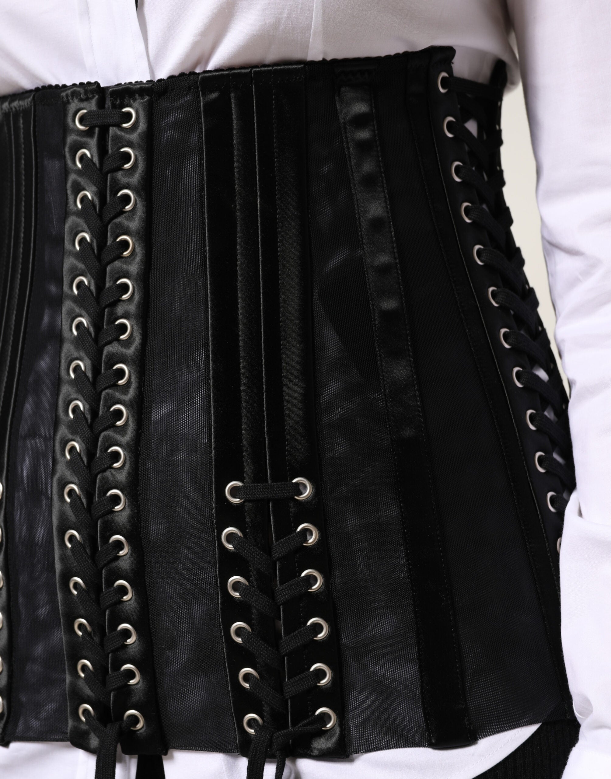 Black Lace-Up Waist Cincher Bustier Corset Top - ventzia