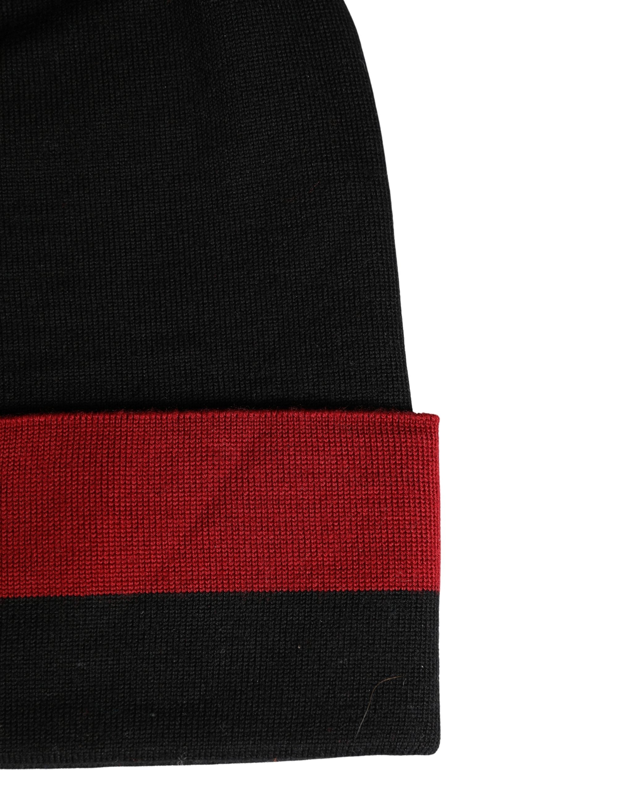 Black Cuffed "I'M THE ONLY PRINCE ROYAL" Beanie Hat - ventzia