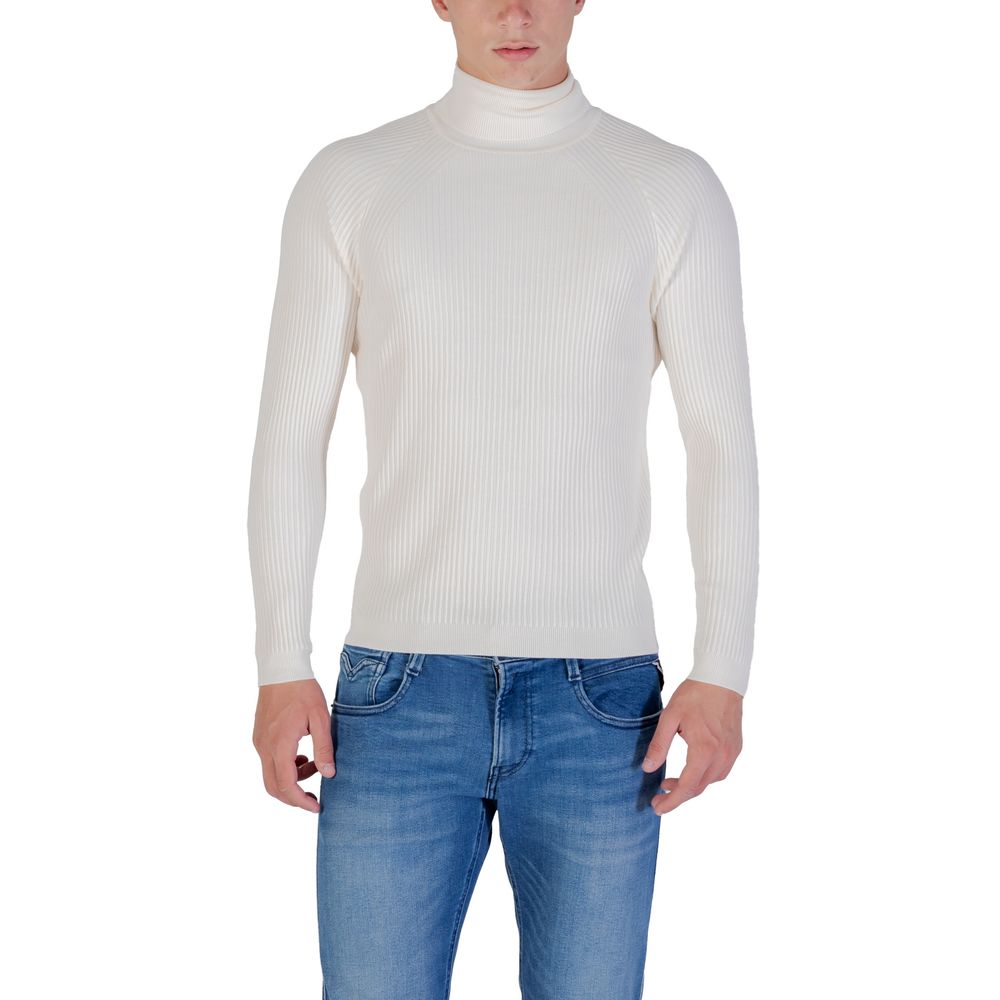 Cream Viscose Turtleneck - ventzia
