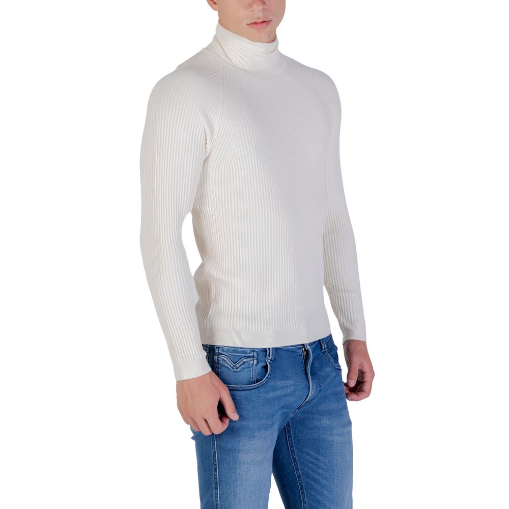 Cream Viscose Turtleneck - ventzia