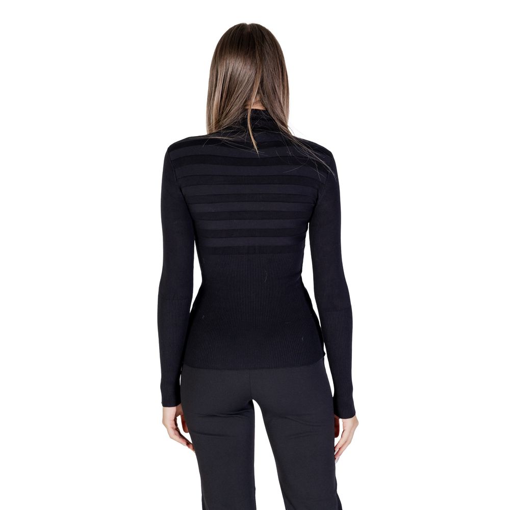 Black Viscose Turtleneck - ventzia